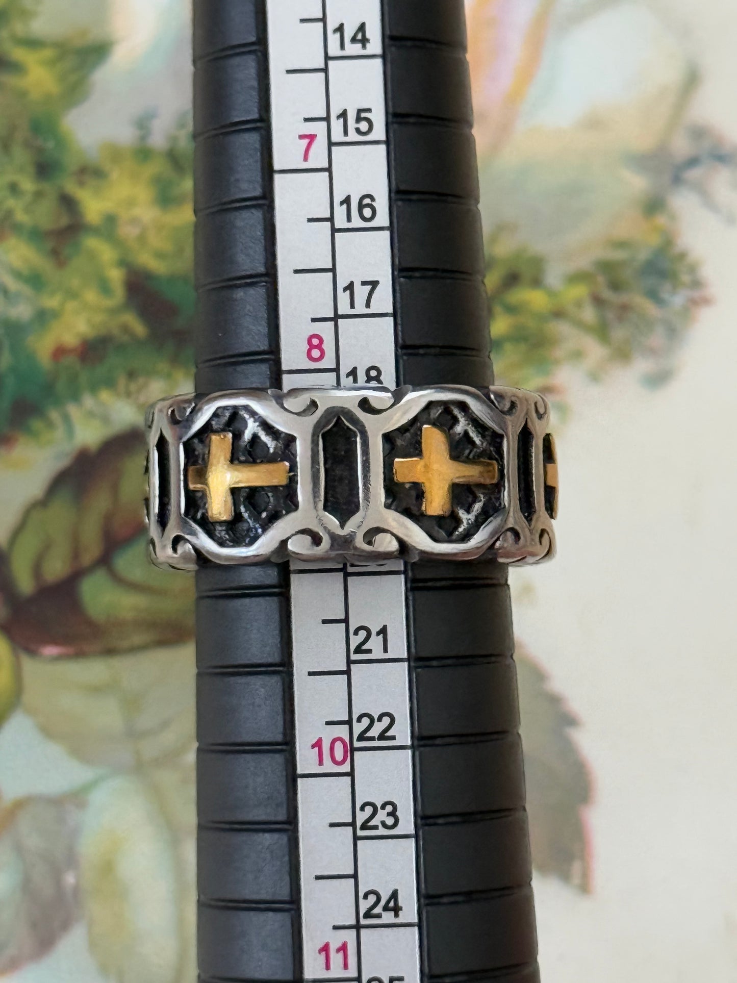 two tone vintage cross ring size 8.5-9