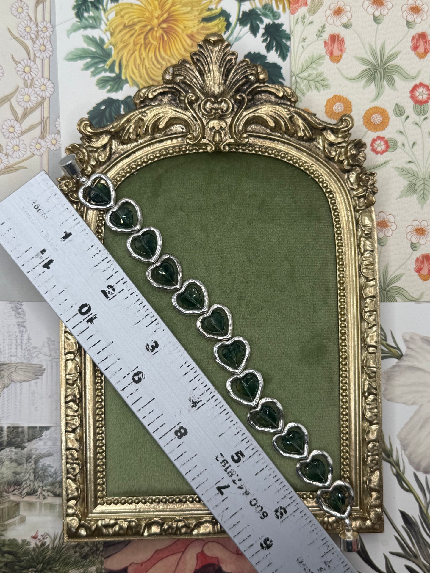 Vintage Silver Tone Magnetic Clasp Heart Bracelet