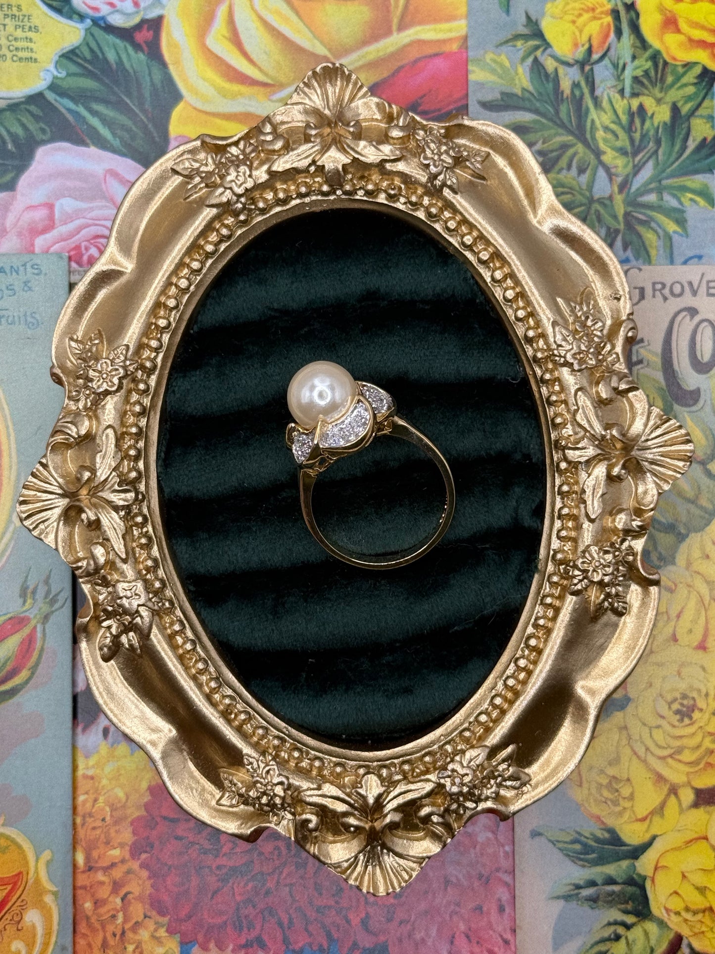 Vintage Gold Tone Pearl Flower Ring Size 9