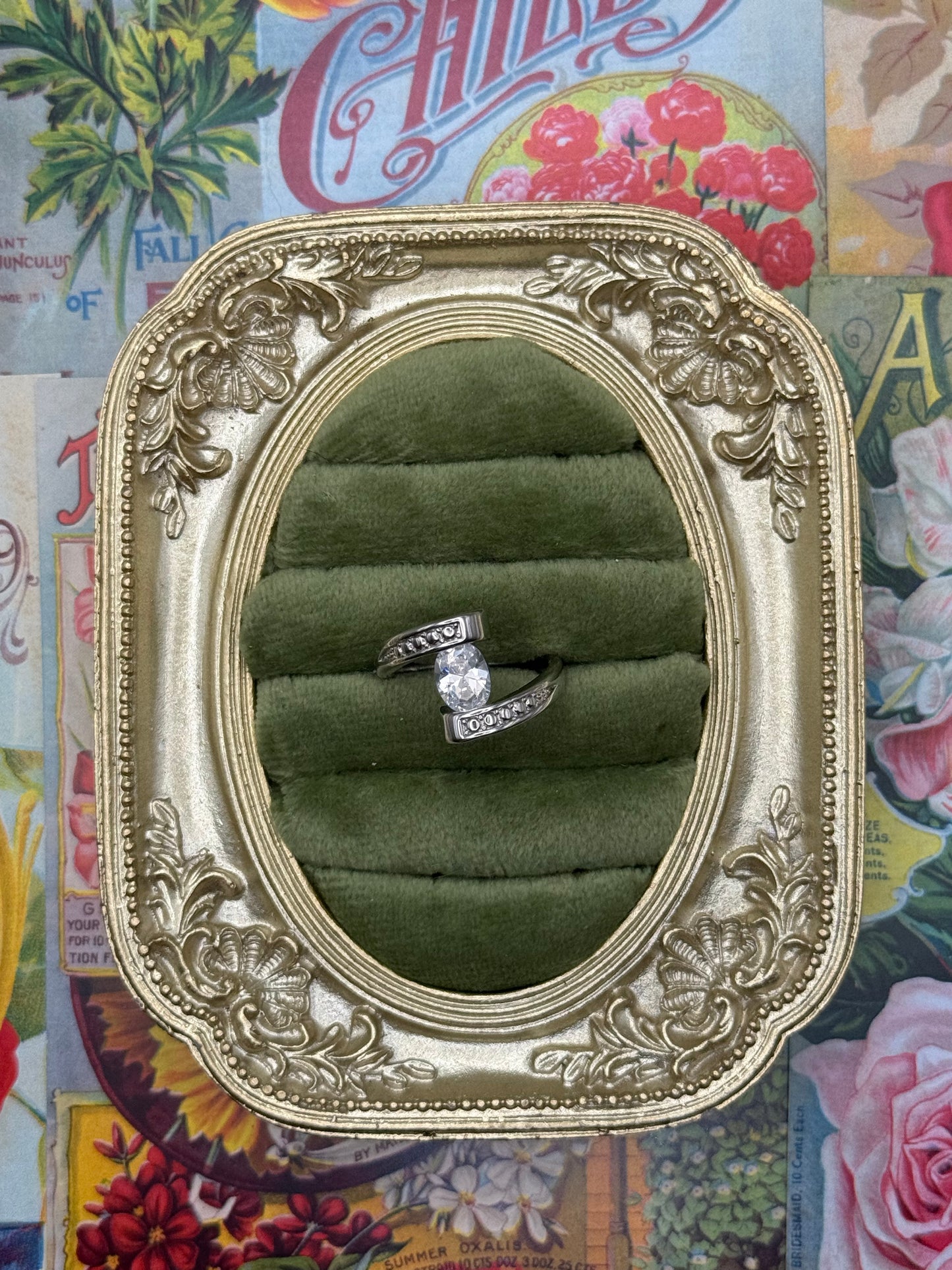 Vintage Silver Tone Asymmetric Ring Size 8