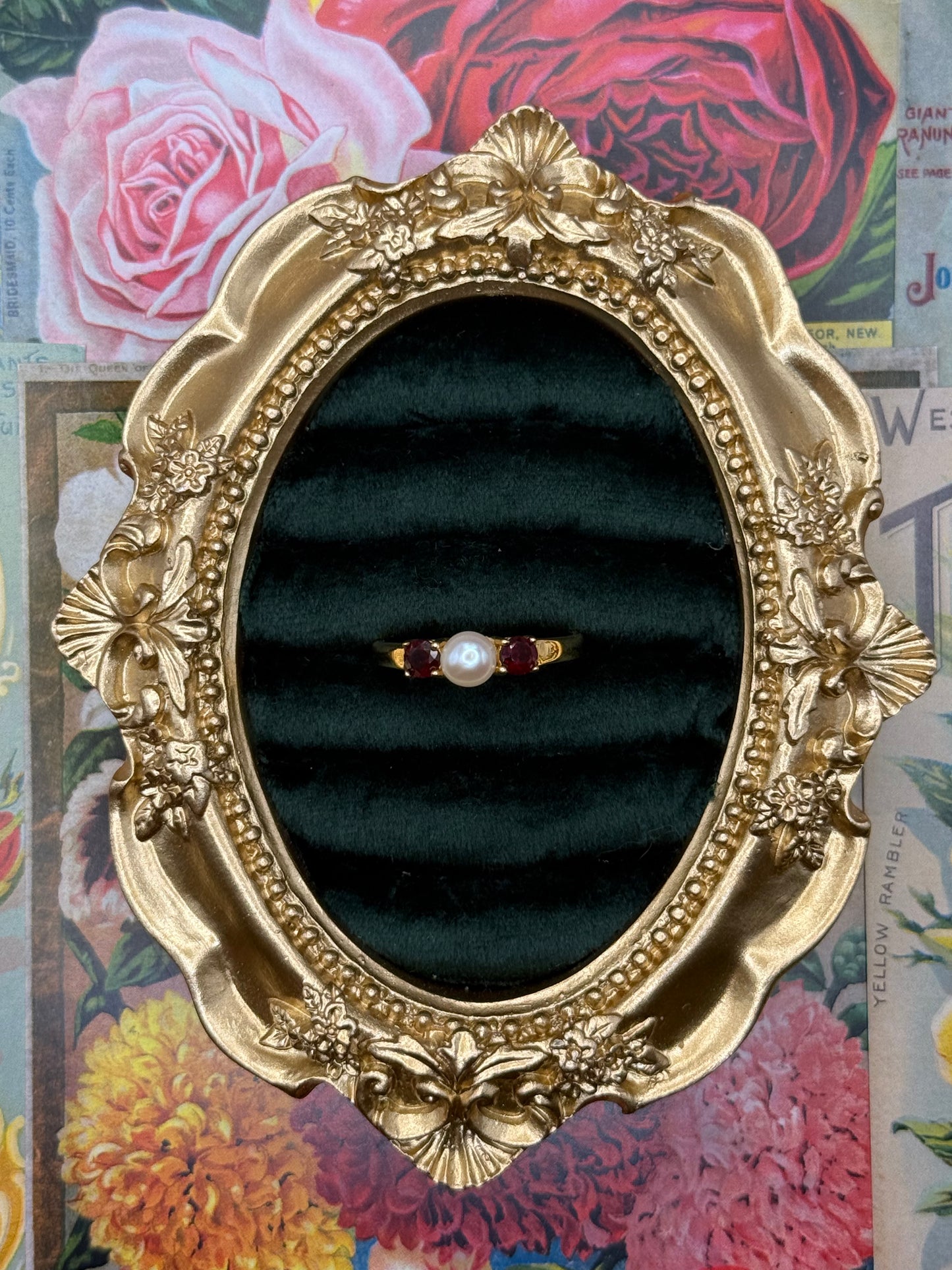 Vintage Gold Tone Pearl Ring Size 10.5
