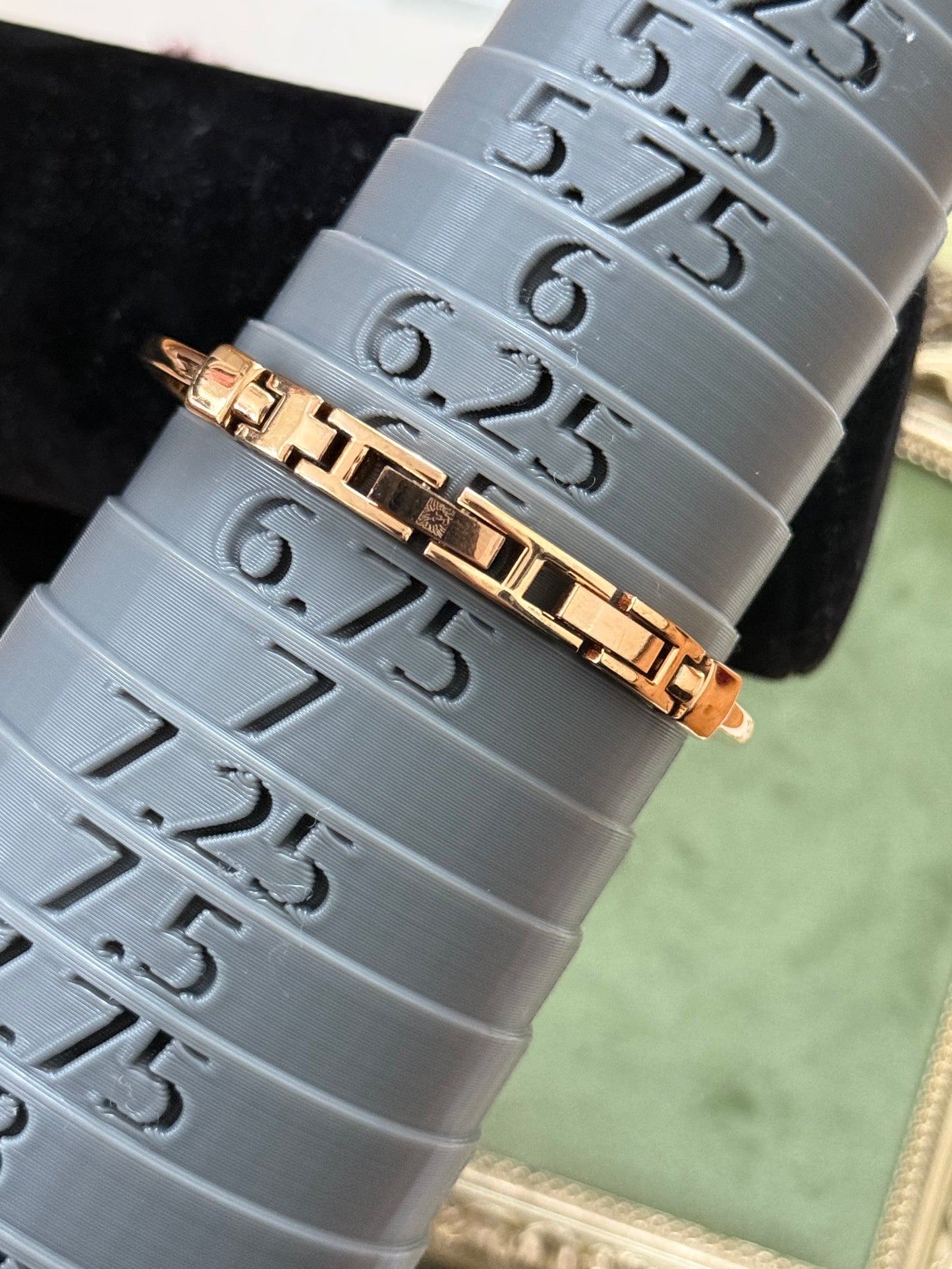 Vintage Gold/Rose Gold Tone Gemmed Bracelet