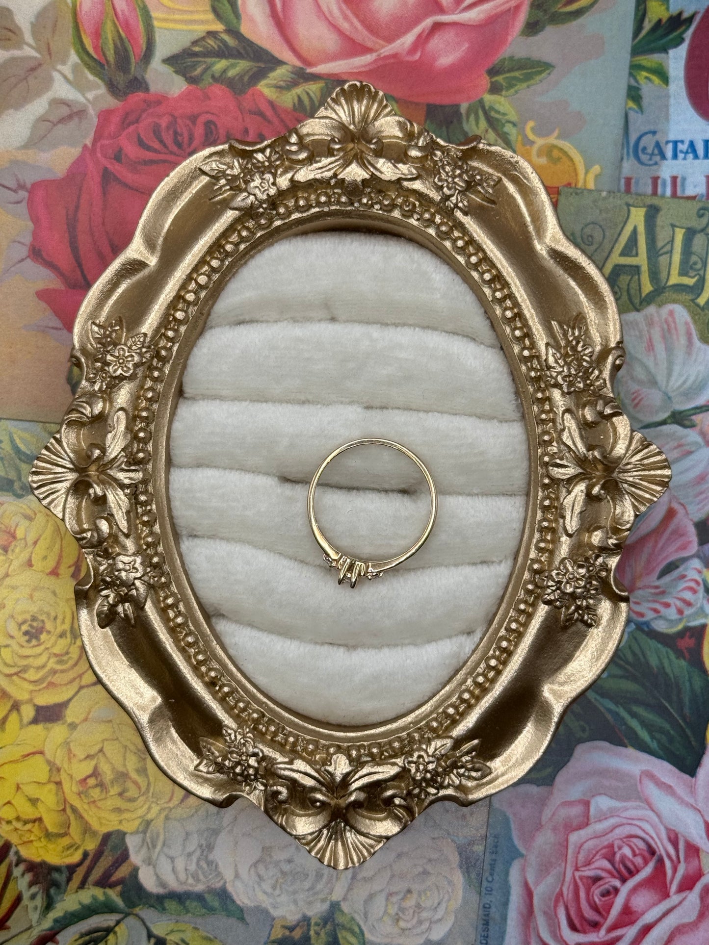 10k Solid Gold Dainty CZ Ring Size 7