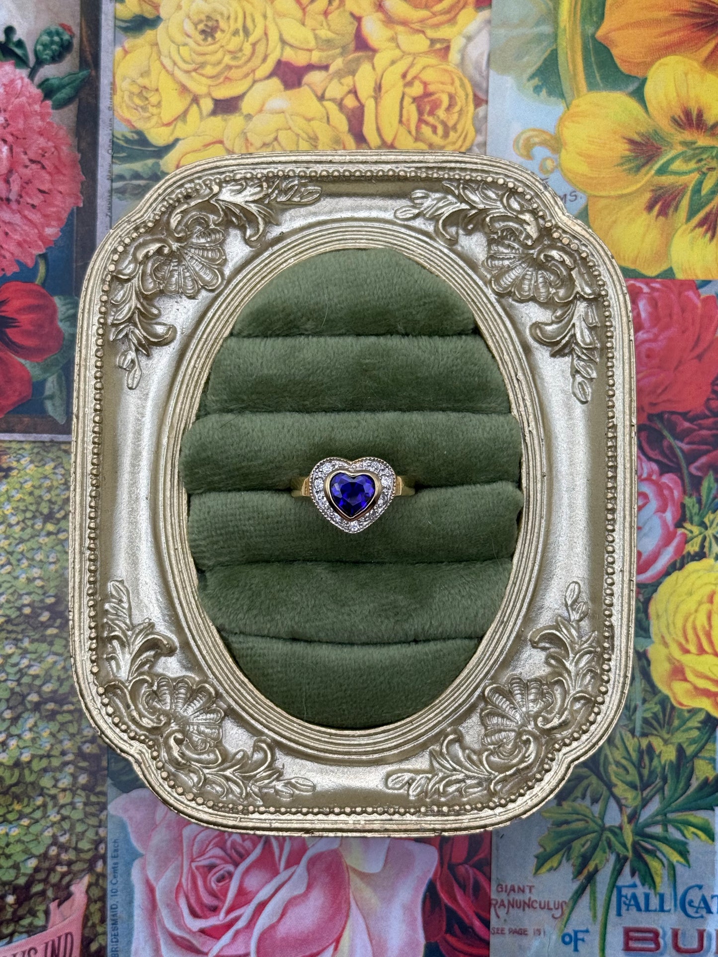 Vintage Gold Tone Old Stock Purple Heart Ring Size 7