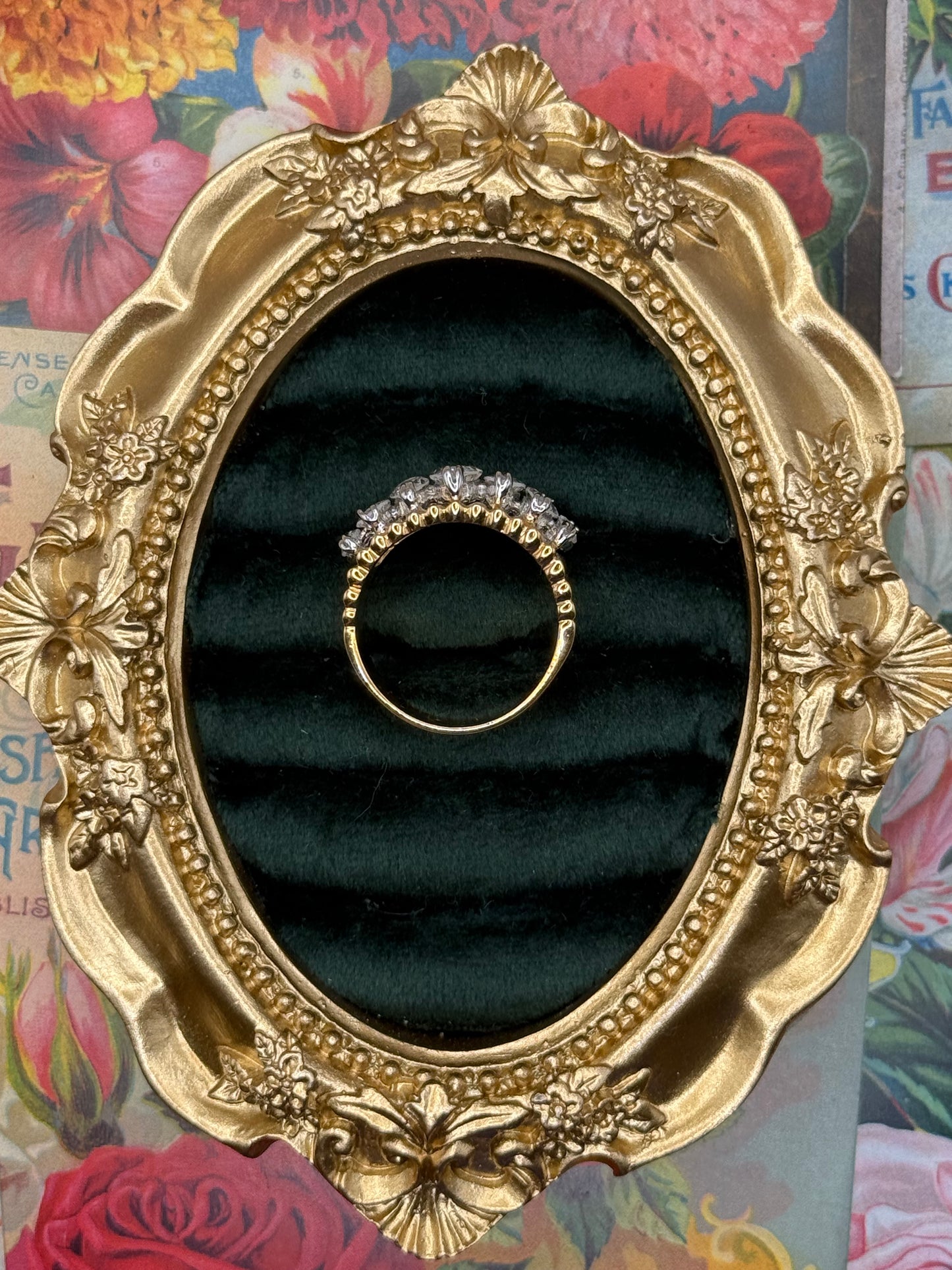 Vintage Gold Tone Old Stock Ring Size 9