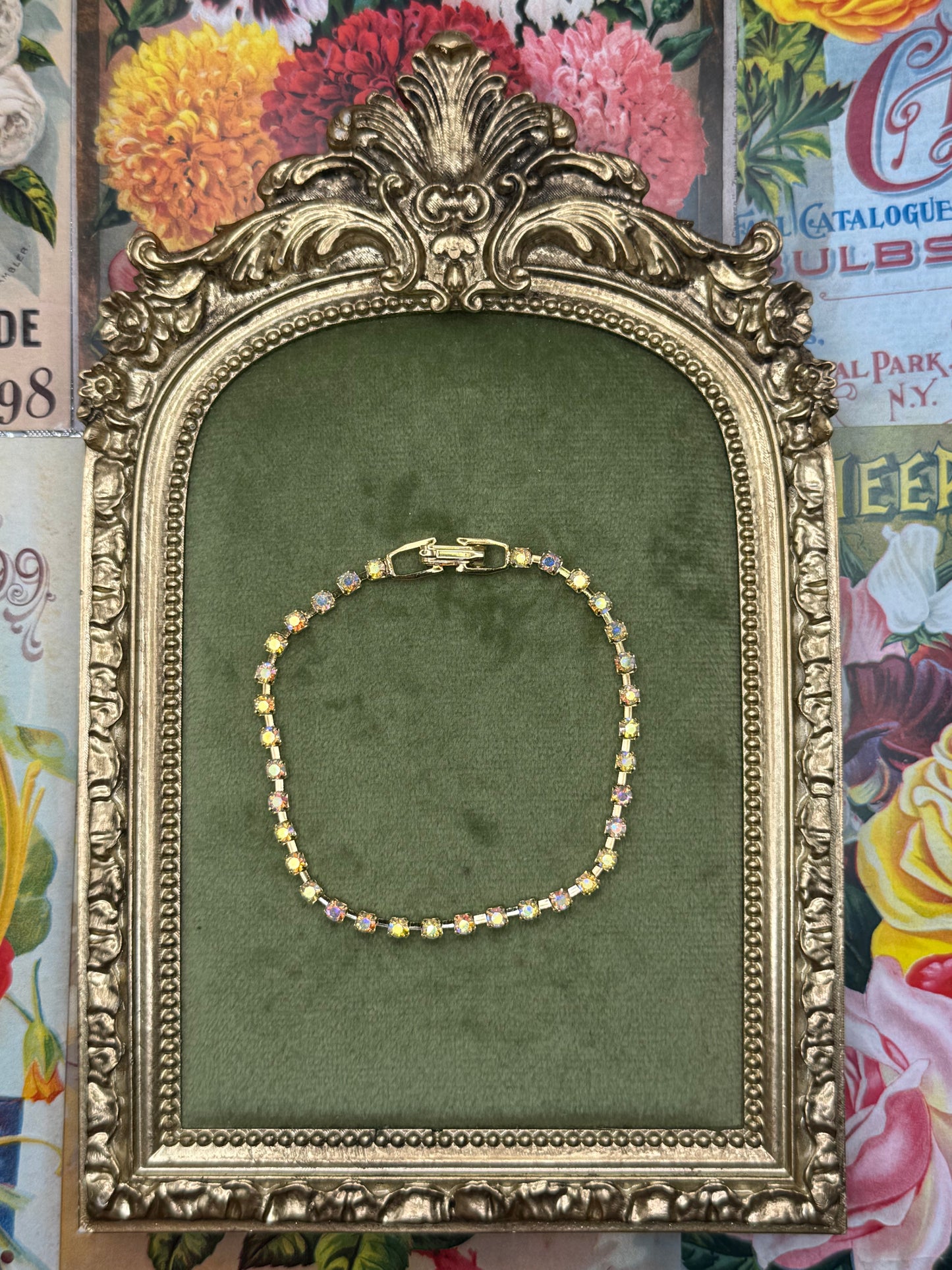 Vintage Gold Tone Aurora Borealis Bracelet 7.25”