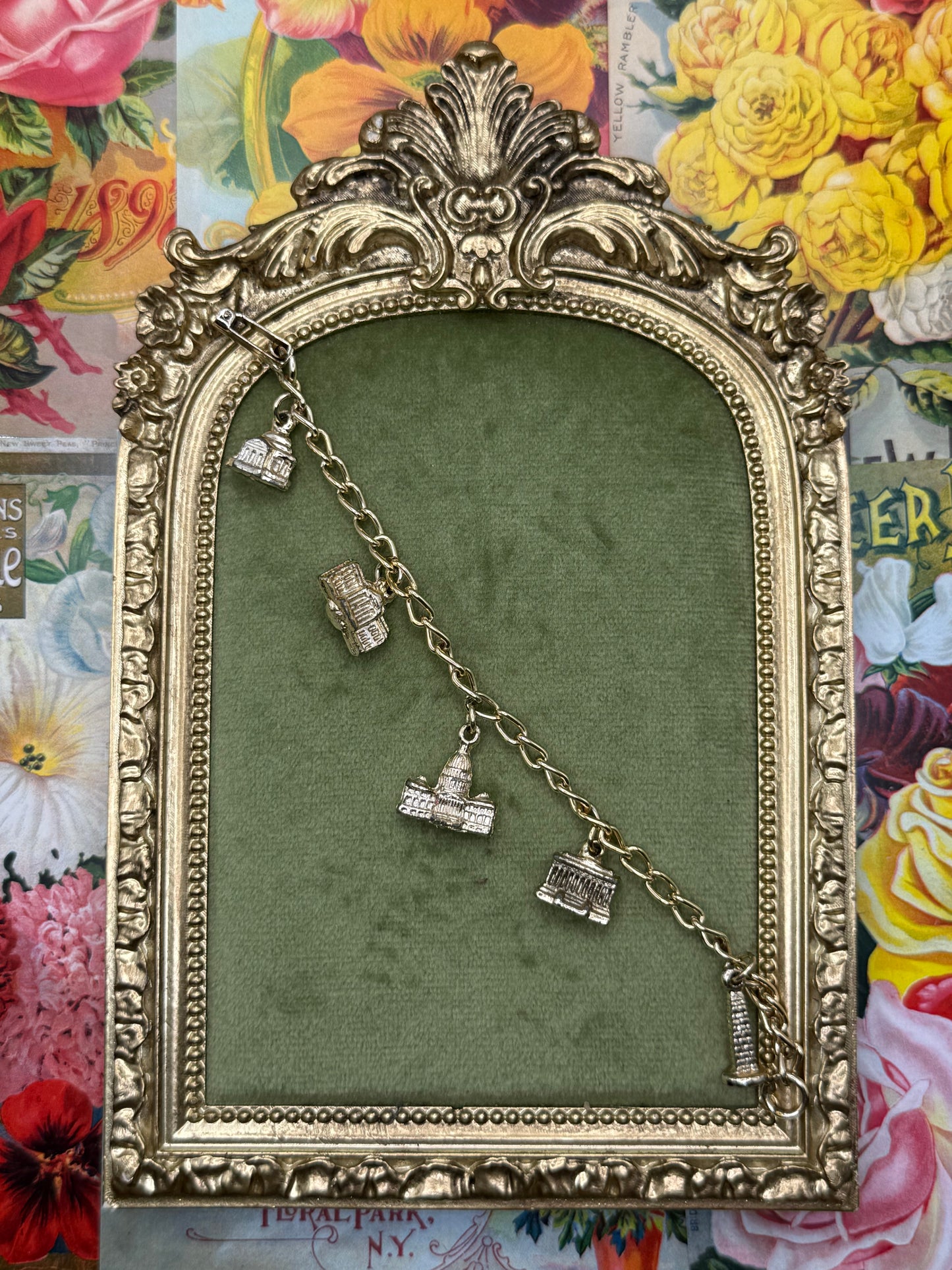 Vintage Gold Tone Architecture Charm Bracelet 5.75”