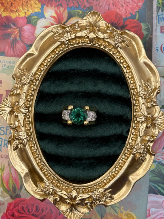 Vintage Gold Tone Old Stock Ring Size 5