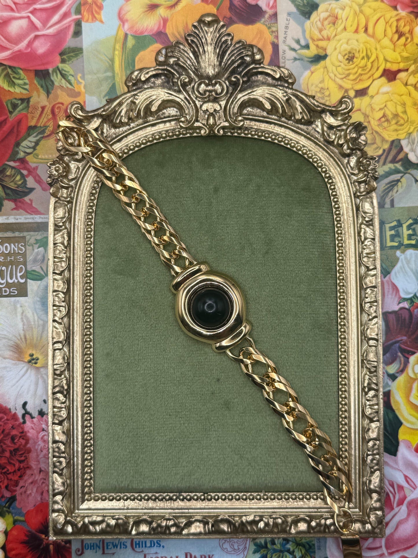 Vintage Gold Tone Chunky Bracelet 7.25”