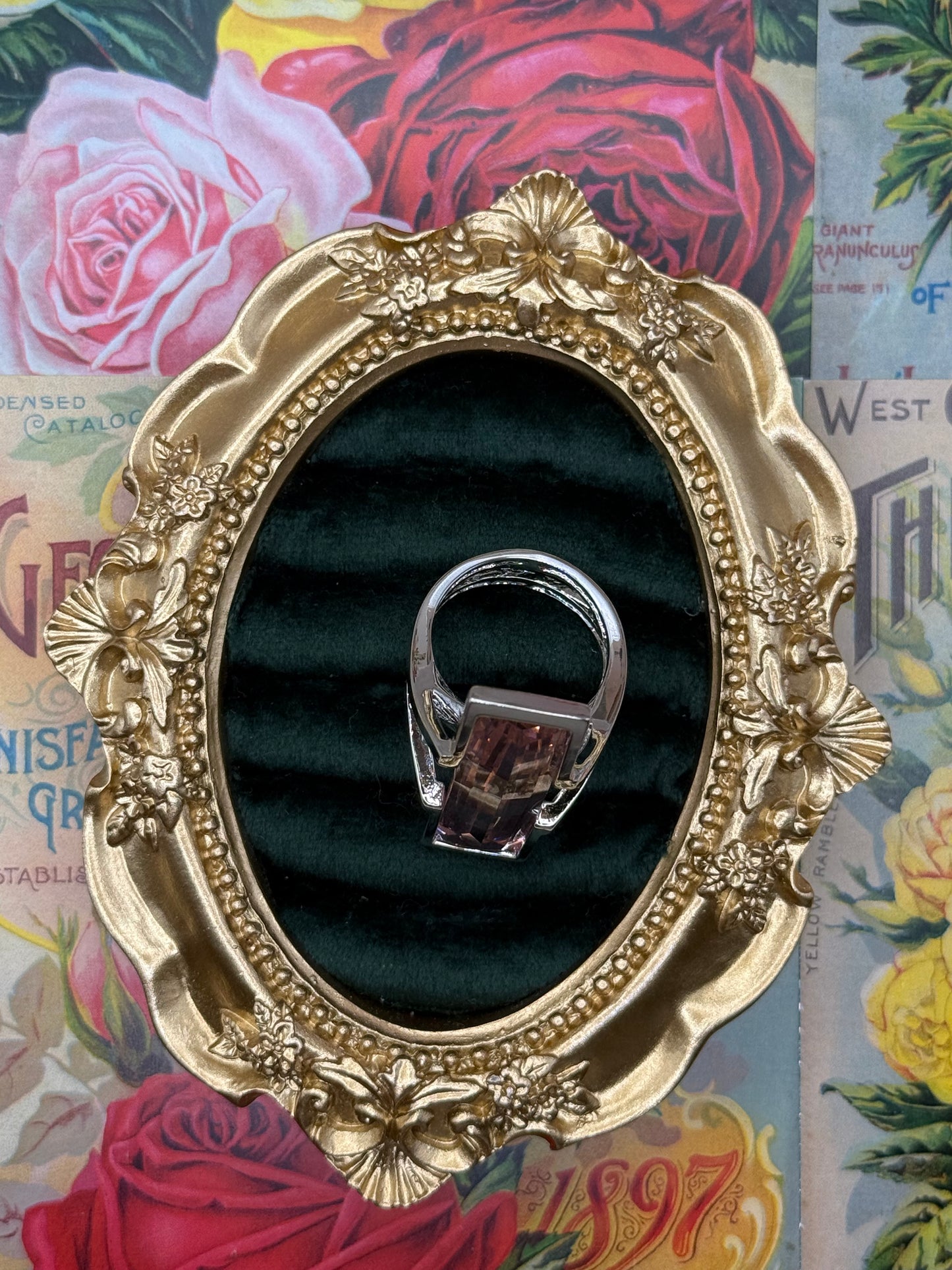Vintage Silver Tone Old Stock Ring Size 10