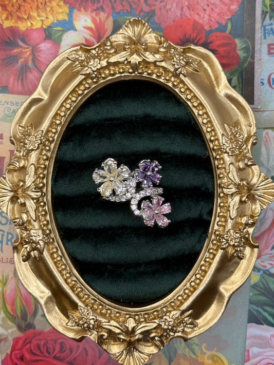 Vintage Silver Tone Old Stock Floral Ring Size 8