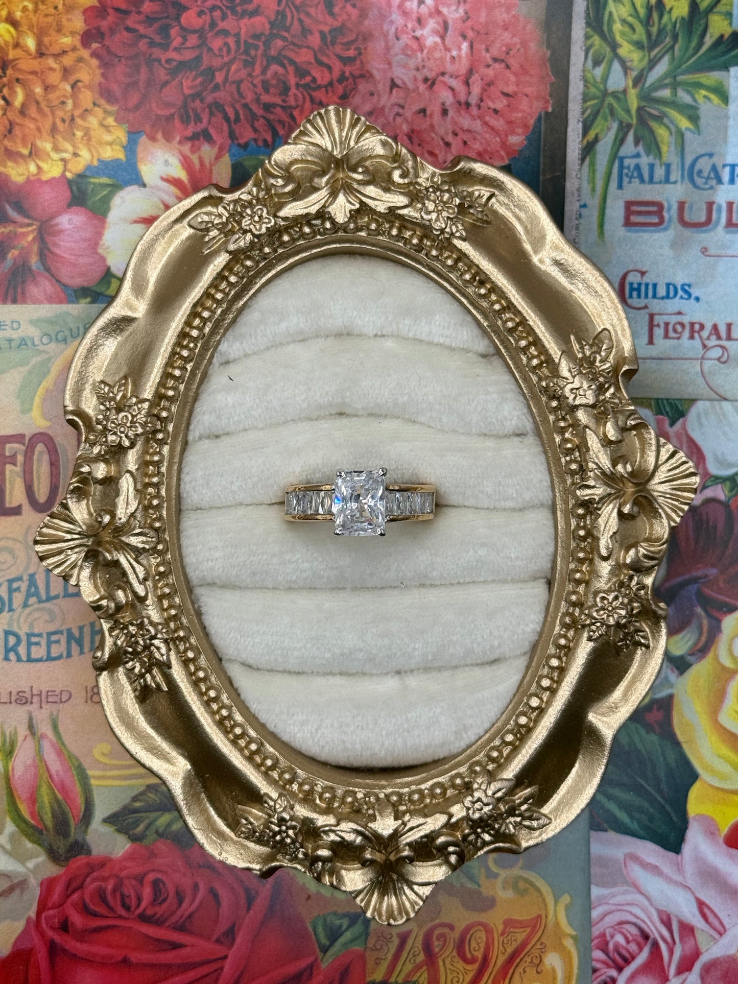 Vintage Gold Tone Ring Size 7