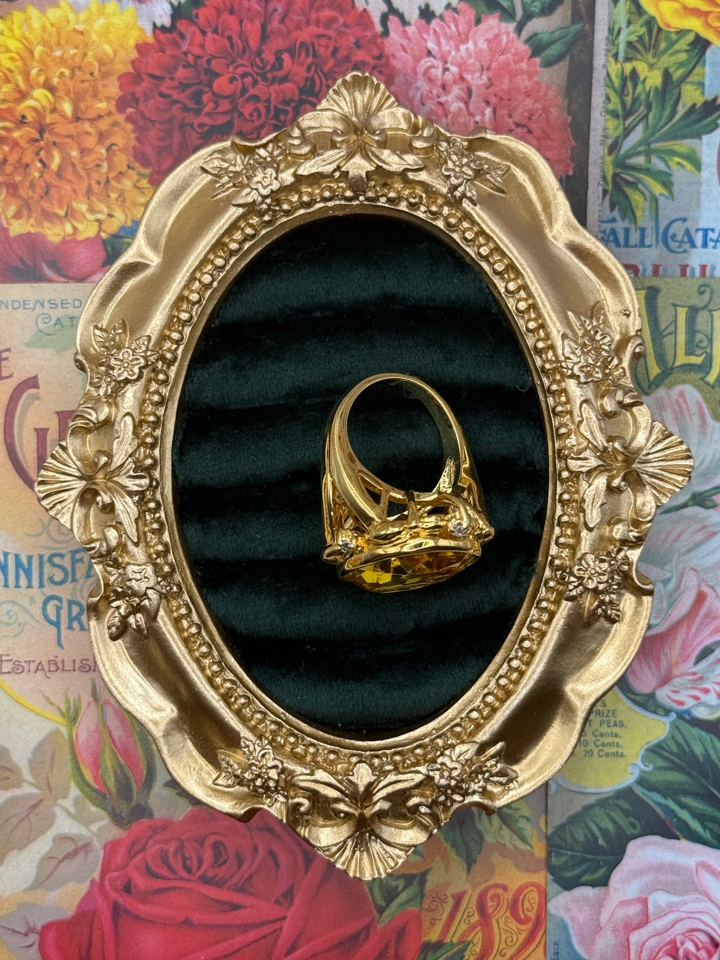 Vintage Gold Tone Old Stock Ring Size 8.5