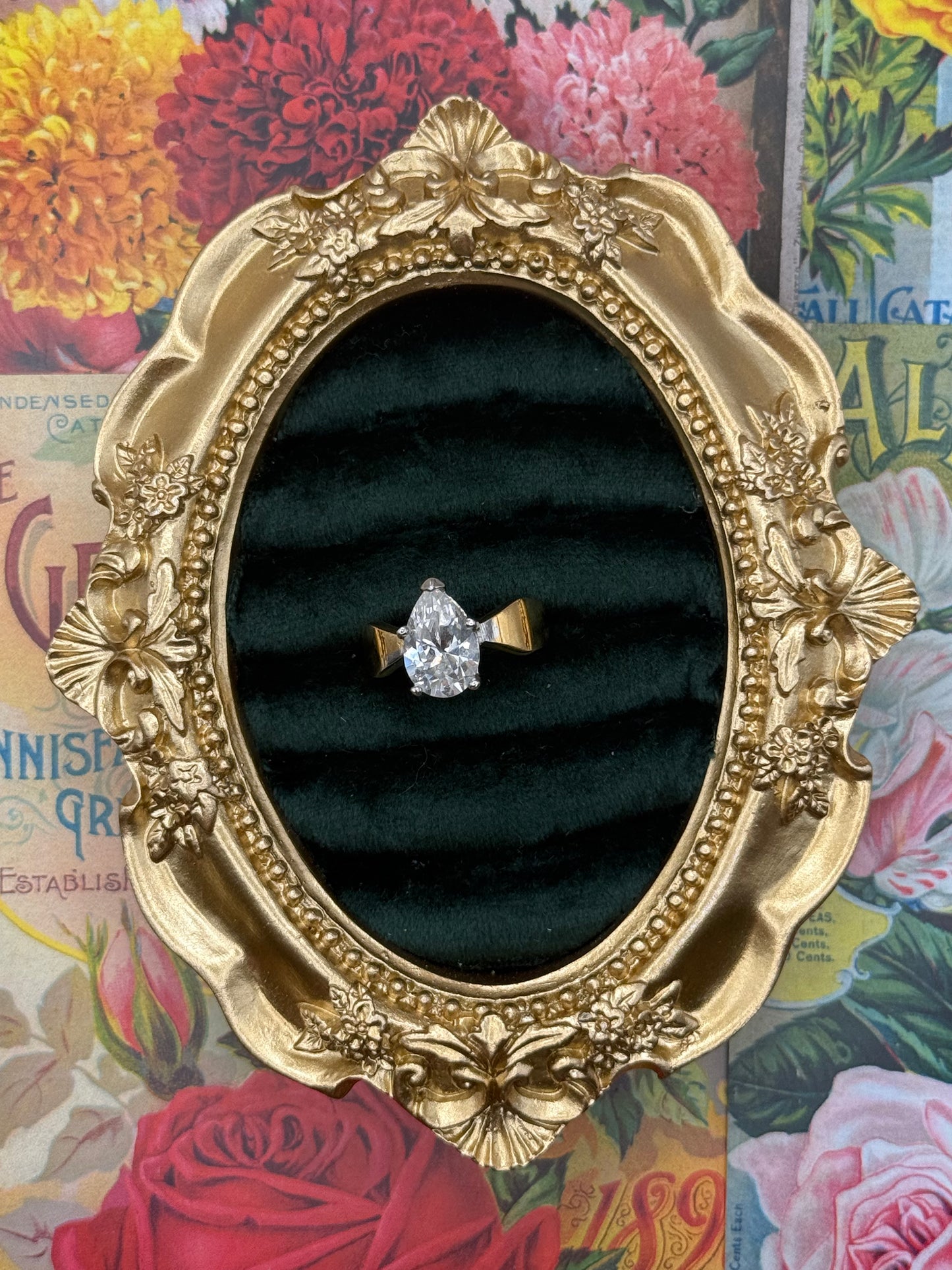 Vintage Gold Tone Ring Size 7