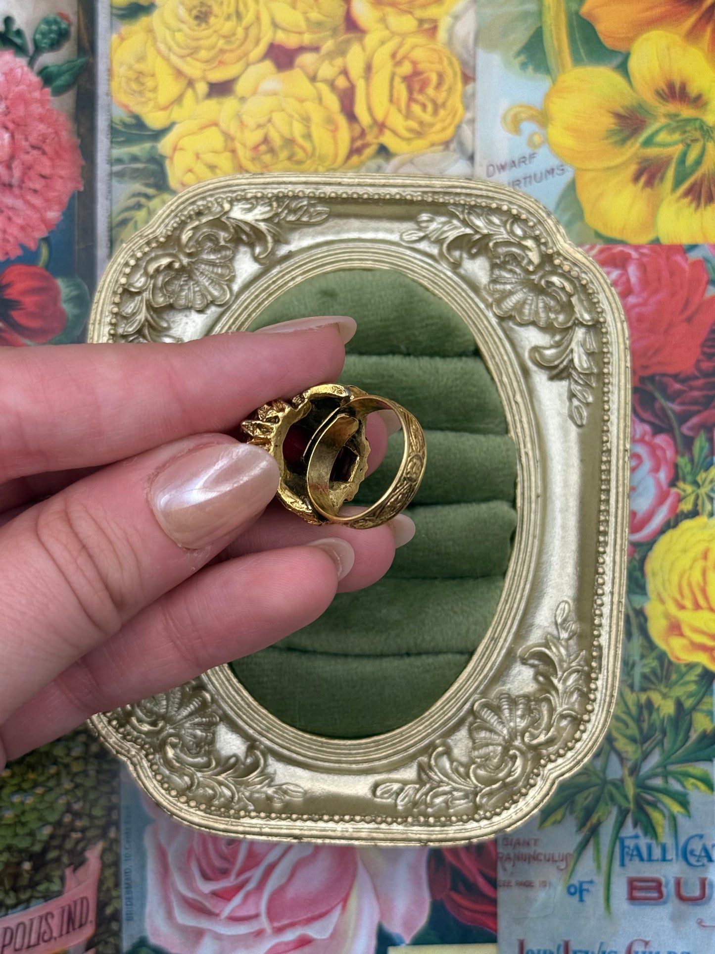 Vintage Gold Tone Adjustable Ring Size 5.5