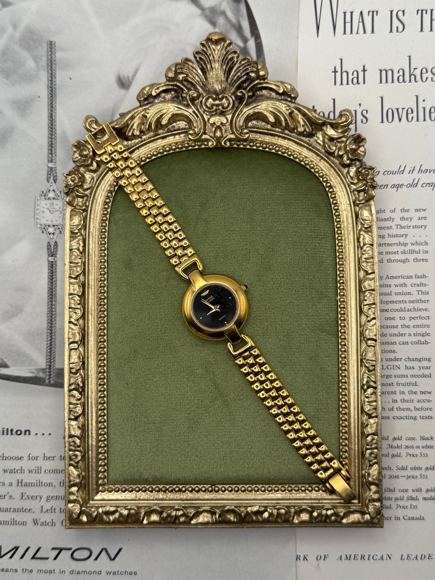 Working Vintage Gold Tone Black Face Watch