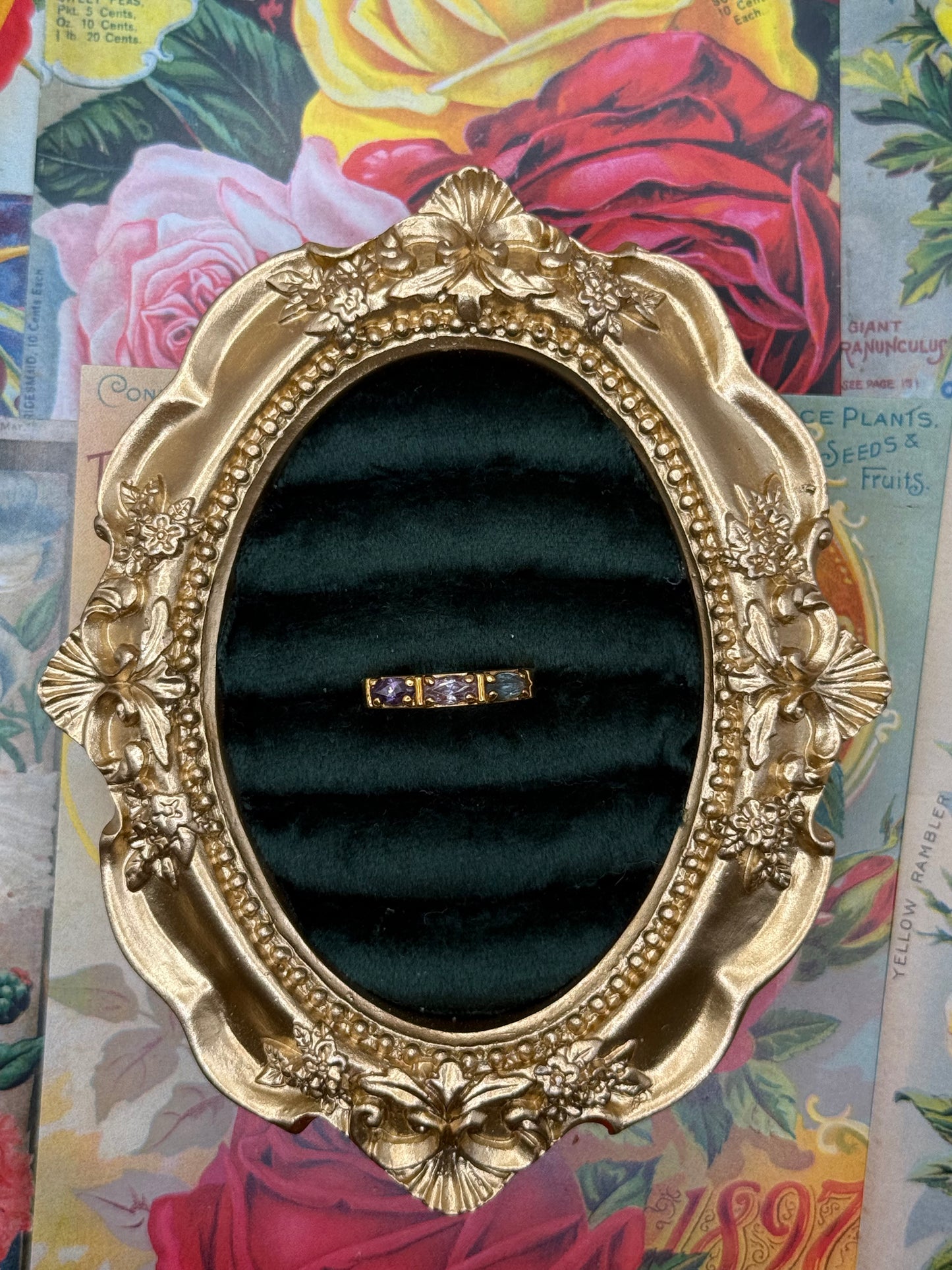 Vintage Gold Tone Ring Size 6