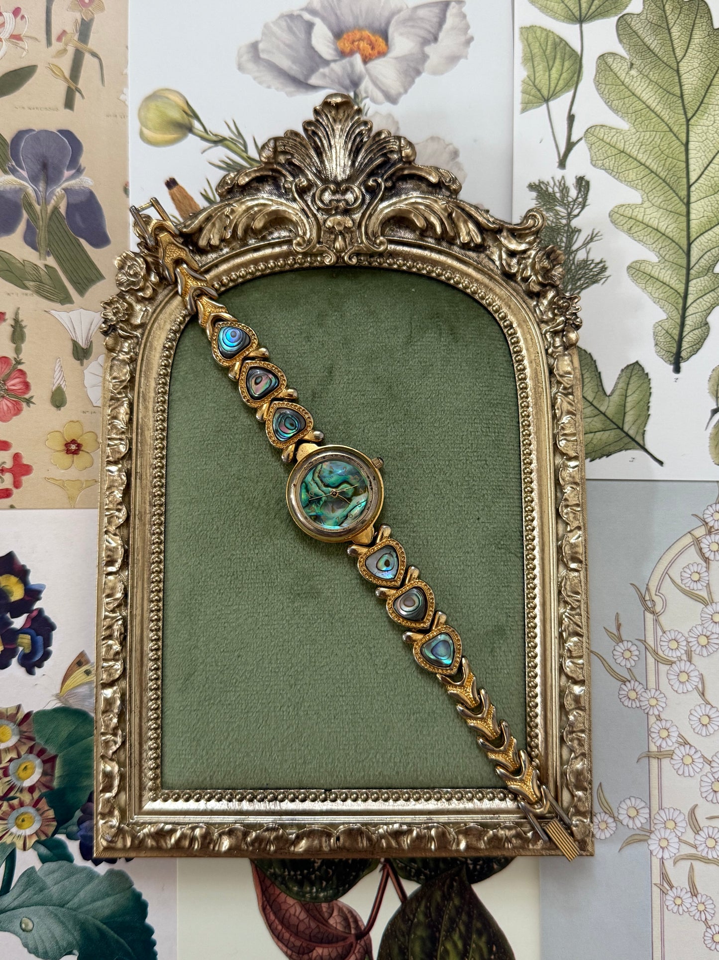 Working Vintage Gold Tone Abalone Heart Watch