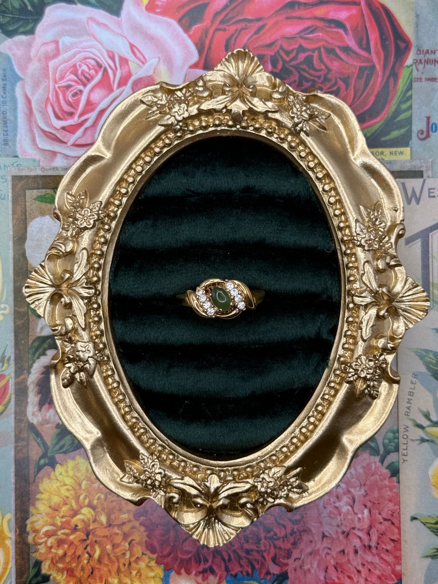 Vintage Gold Tone Green Stone Ring Size 8