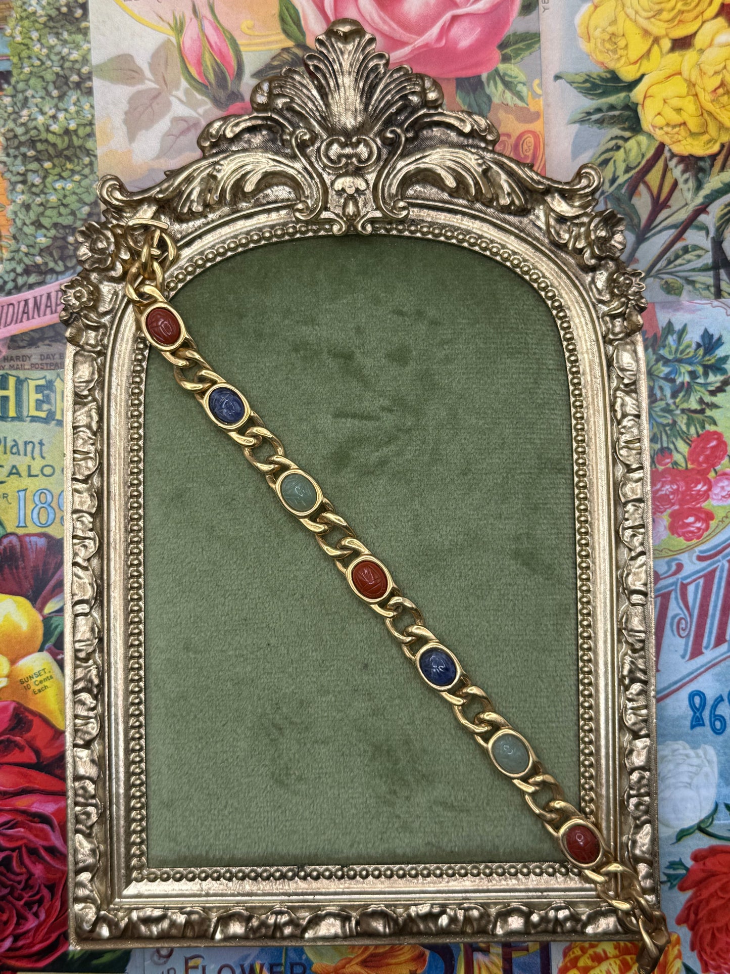 Vintage Gold Tone Scarab Bracelet 7”