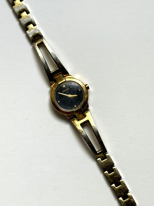 working two tone black dial seiko watch