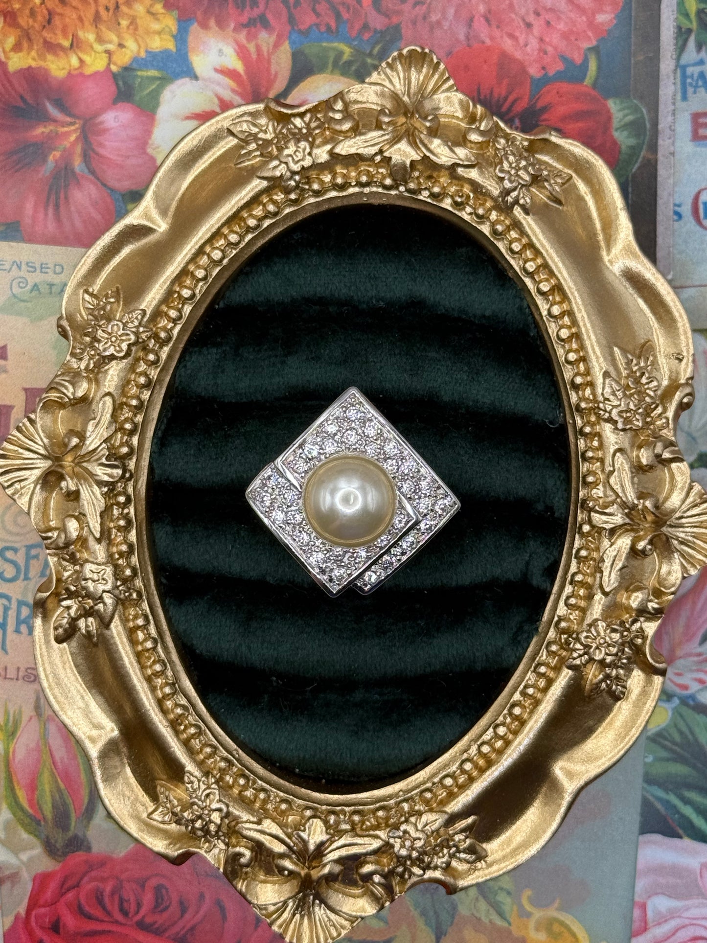Vintage Silver Tone Old Stock Pearl Ring Size 6
