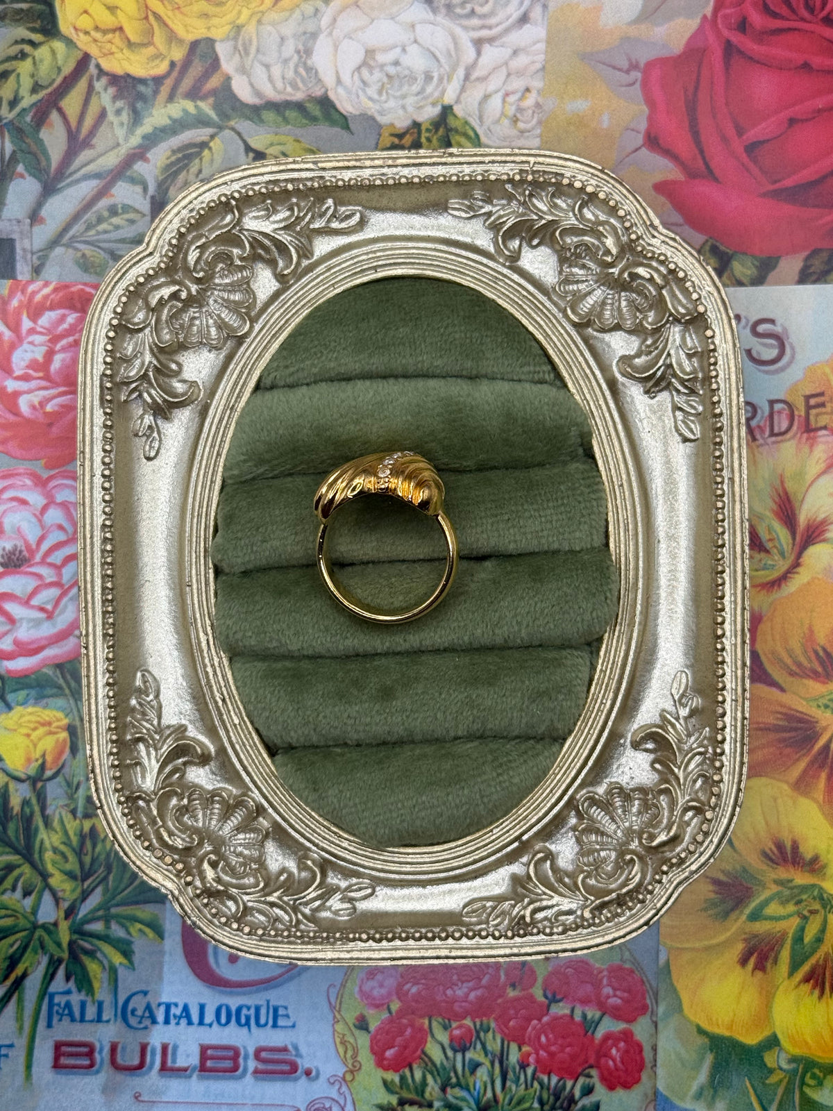 Vintage Gold Tone Avon Heart Ring Size 5.75