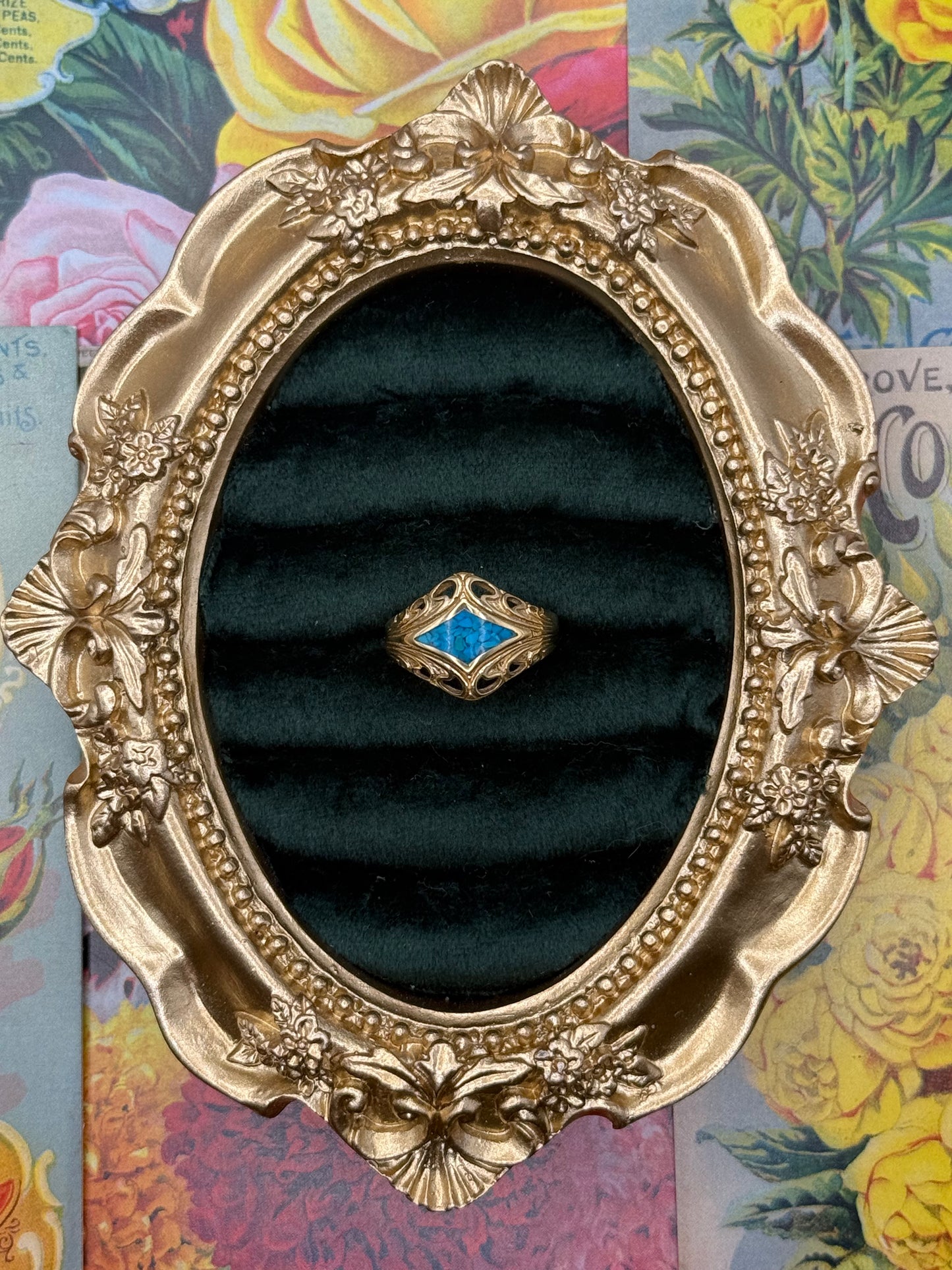 Vintage Gold Tone Ring Size 5