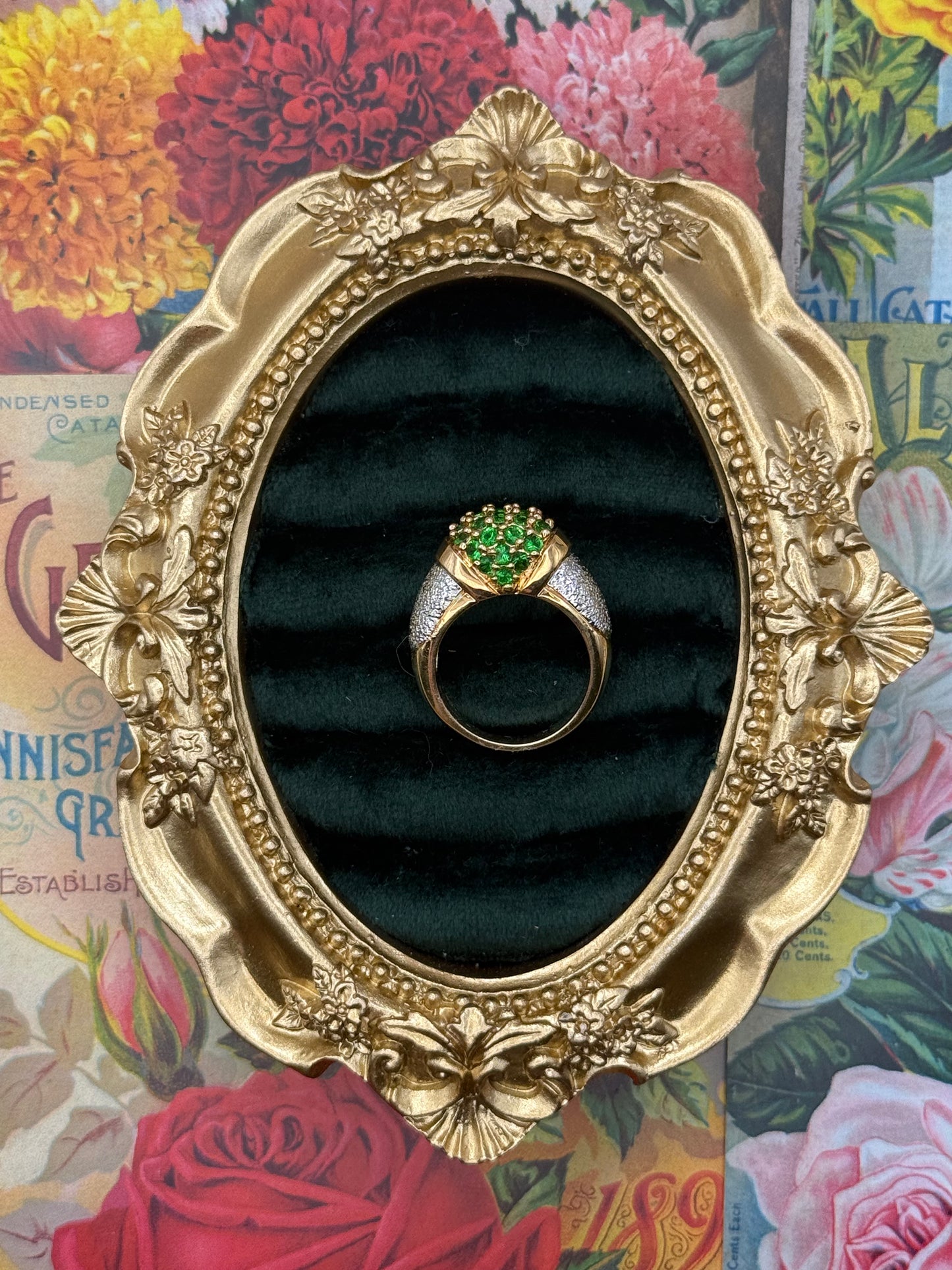 Vintage Two Tone Old Stock Ring Size 6