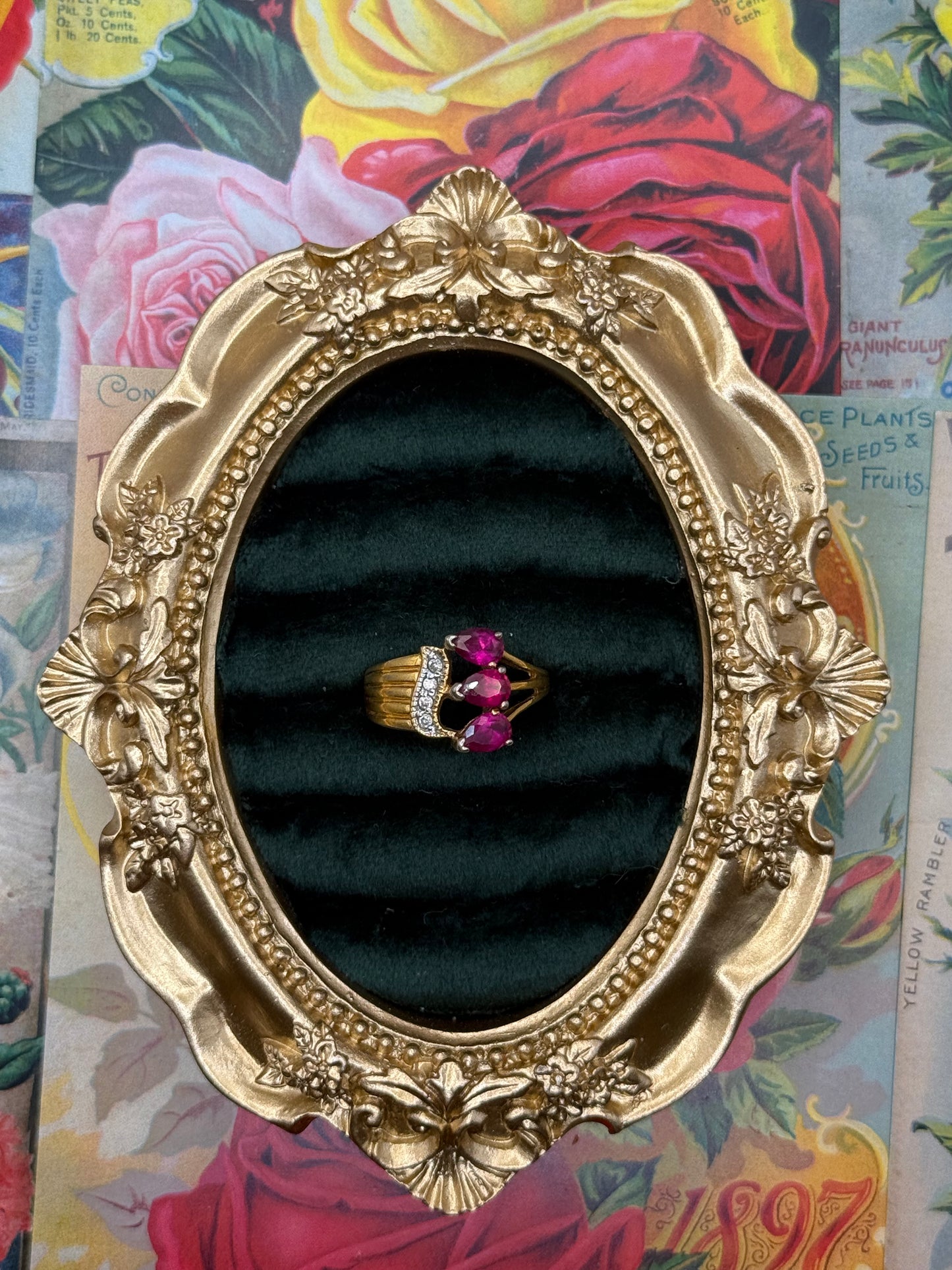 Vintage Gold Tone Red Stone Ring Size 8
