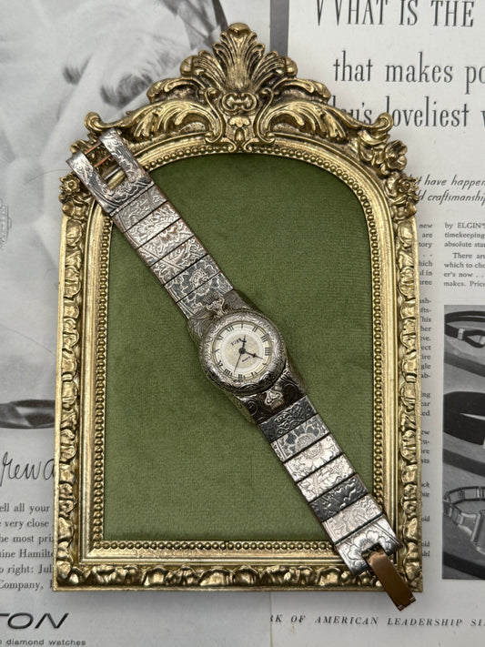 Working Vintage Silver Tone Intricate Watch