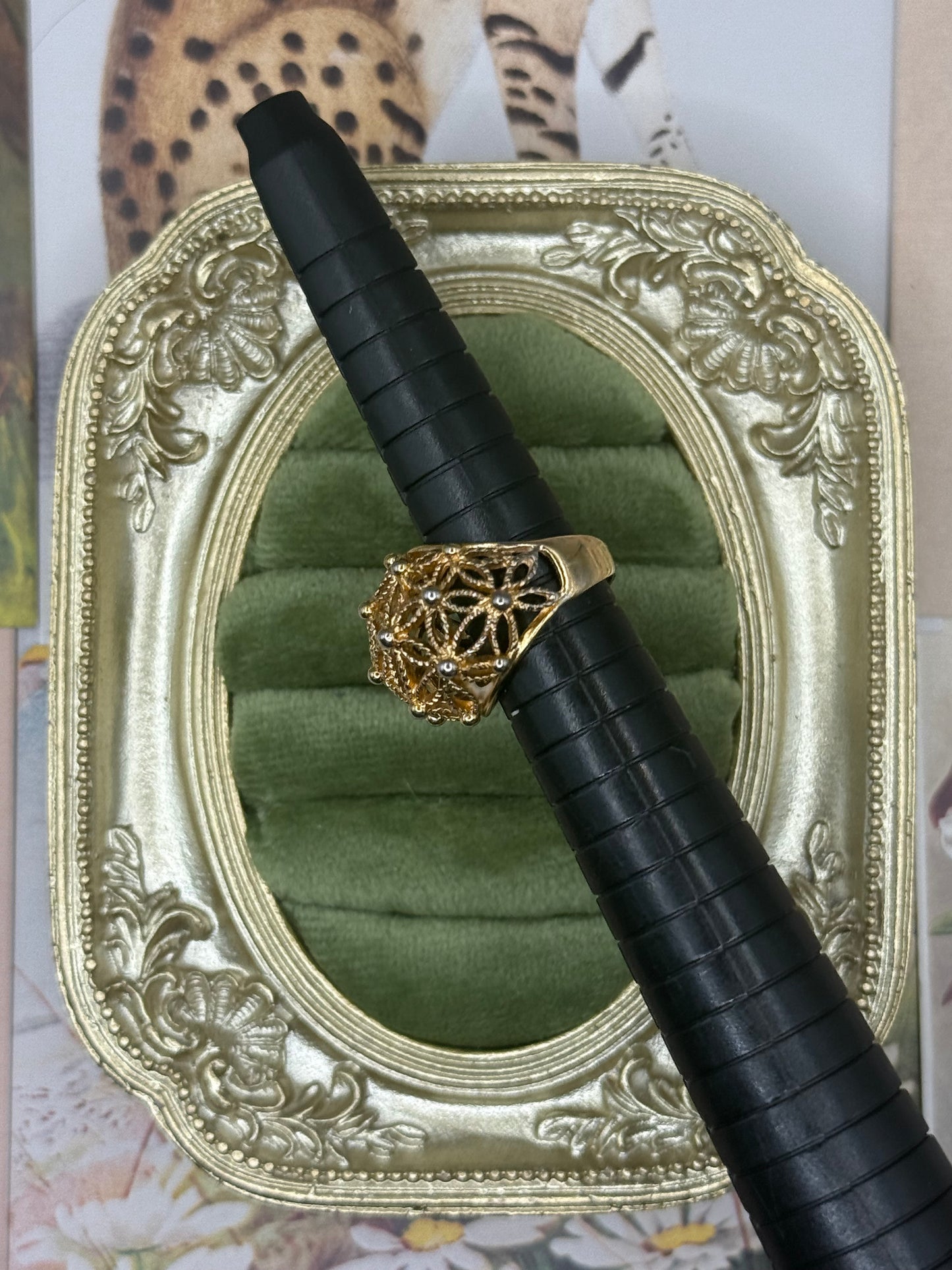Vintage Gold Tone Avon Ball Ring Size 5