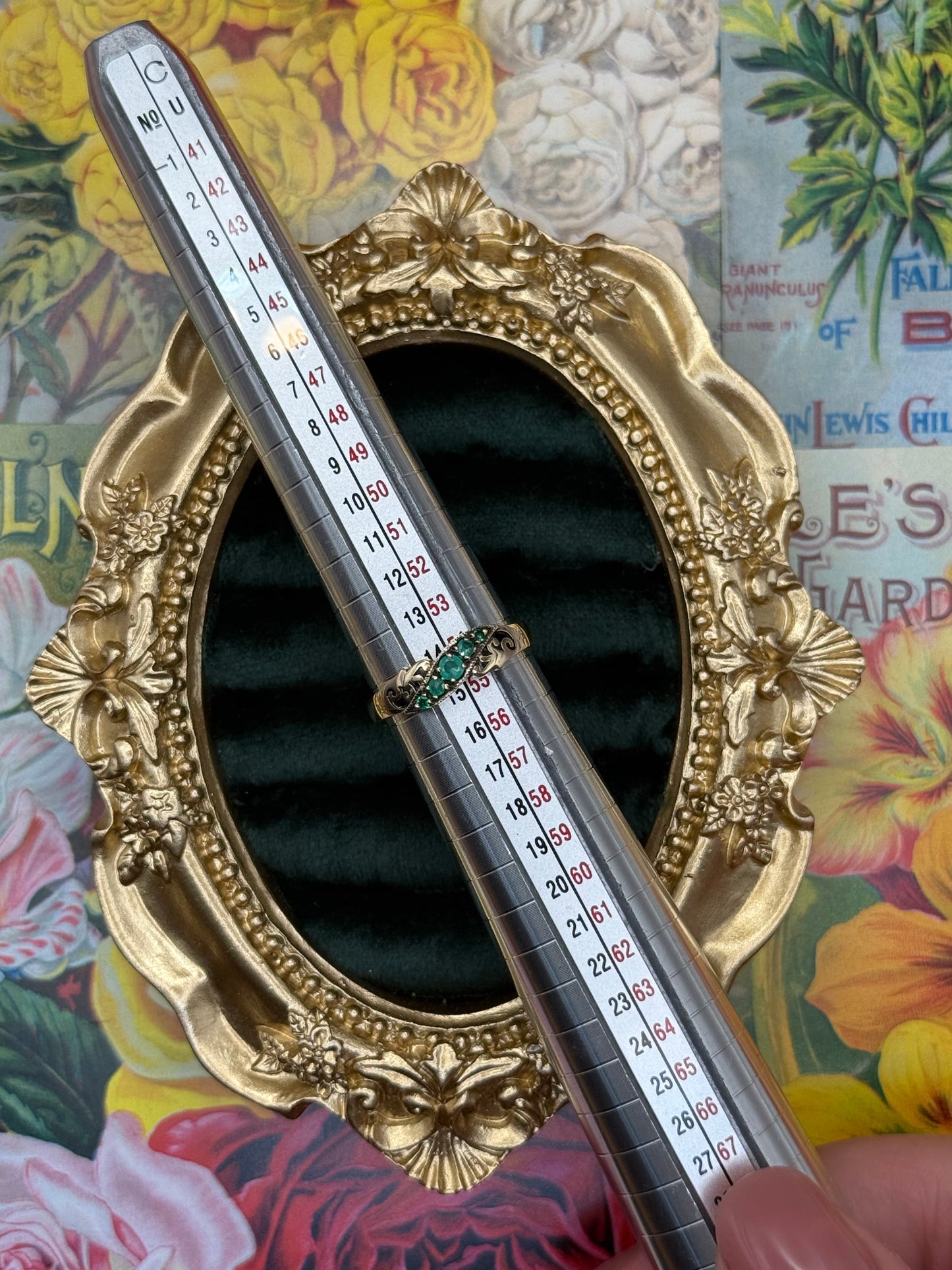 9K Gold Emerald Estate Ring Size 7