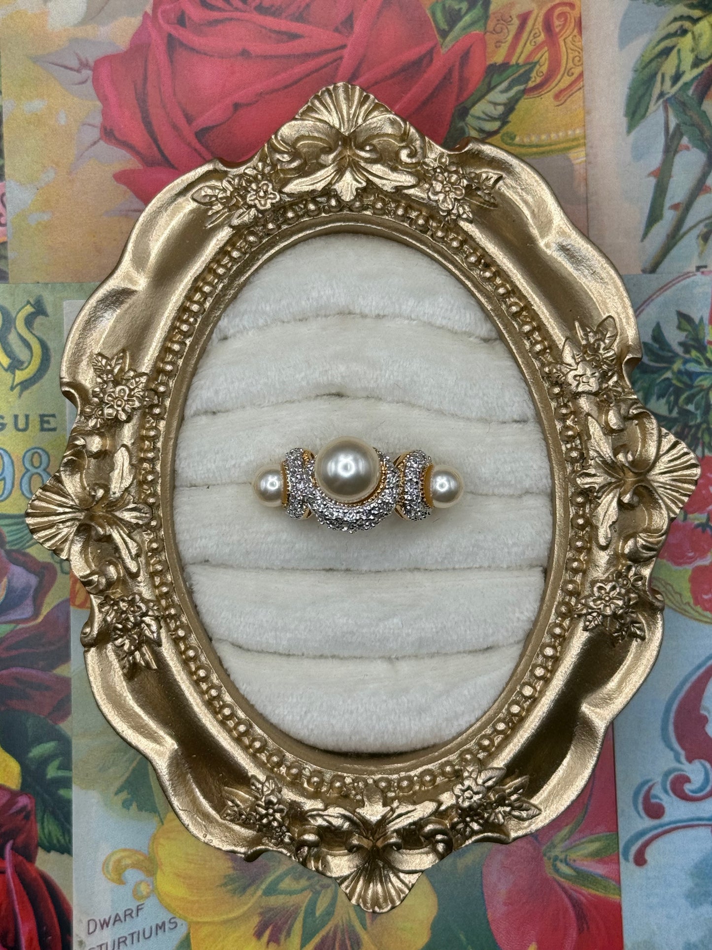 Vintage Gold Tone Pearl Ring Size 7