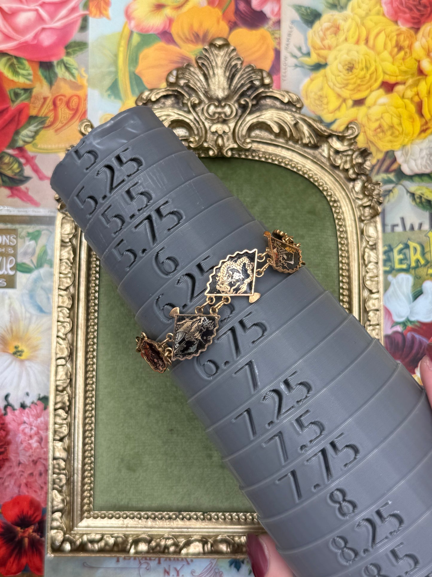 Vintage Gold tone Japanese Damascene Bracelet (Shiny) 6.5”