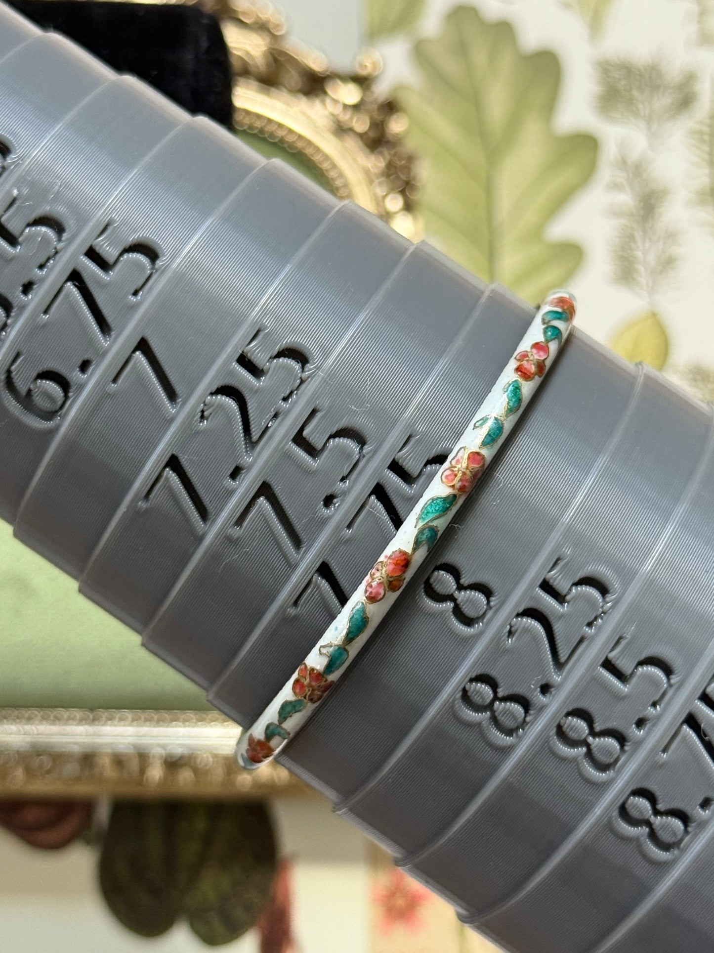 Vintage White Enameled Cloisonne Bangle