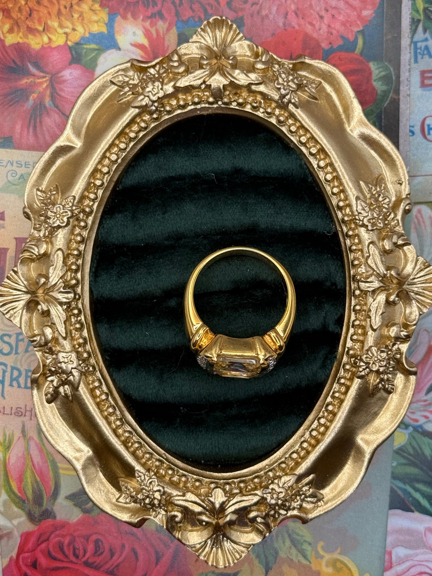 Vintage Gold Tone Old Stock Ring Size 9.75