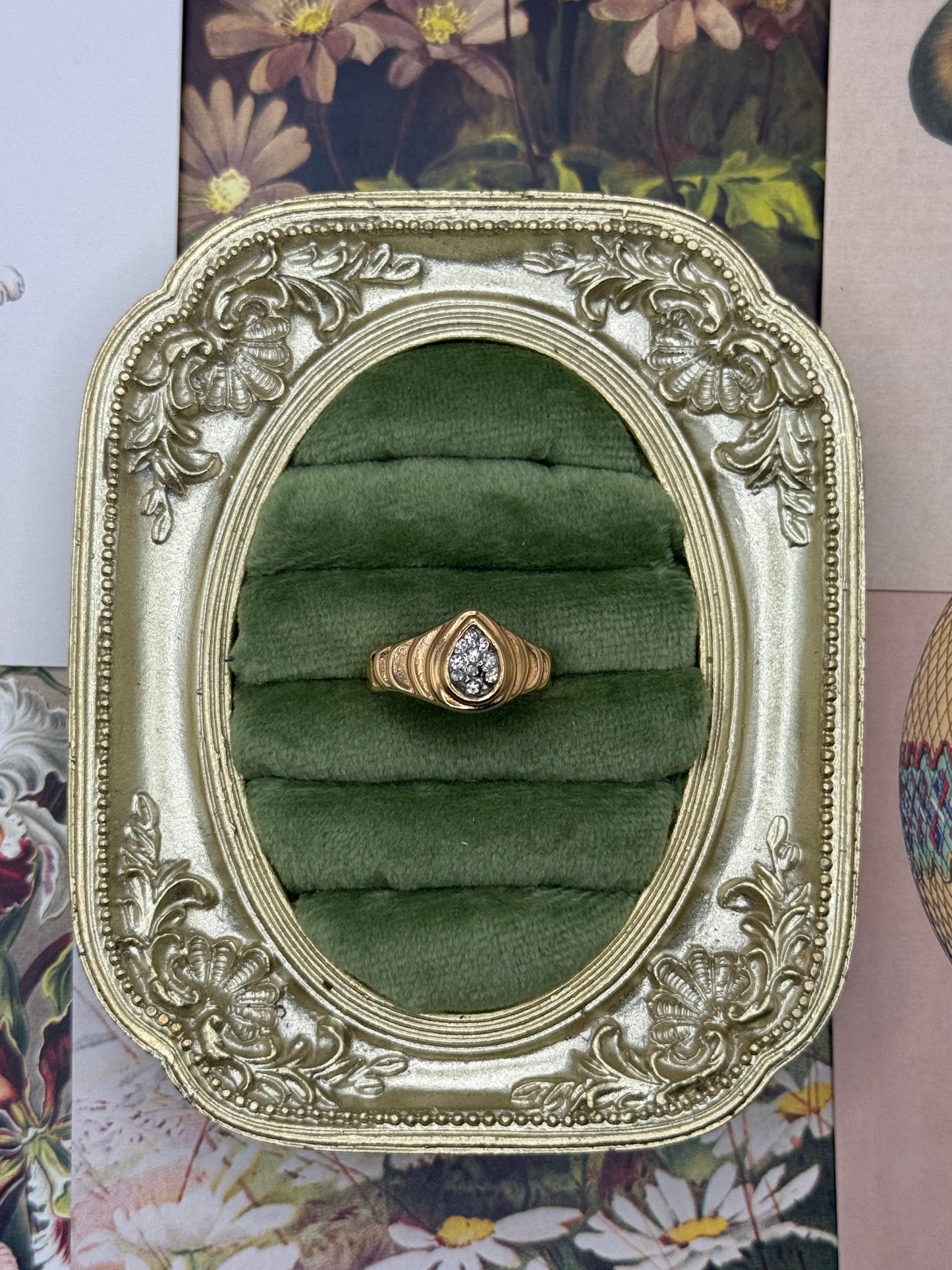Vintage Gold Tone Teardrop Ring Size 7