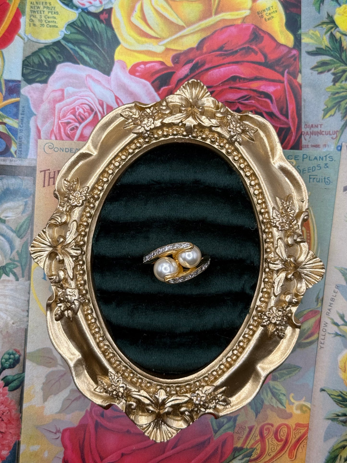 Vintage Gold Tone Pearl Ring Size 7