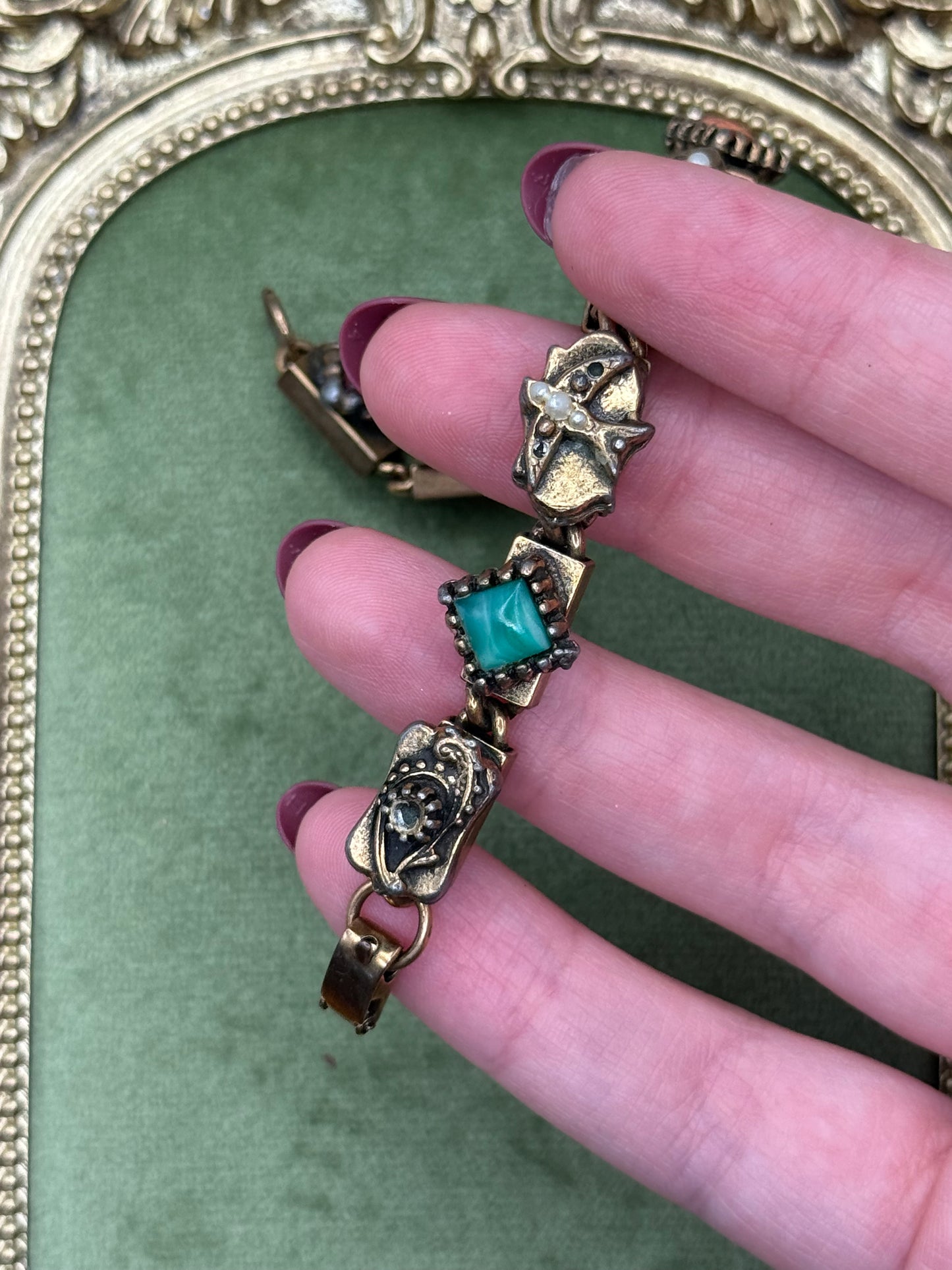 Vintage Gold Tone Victorian Revival Bracelet 6.25”