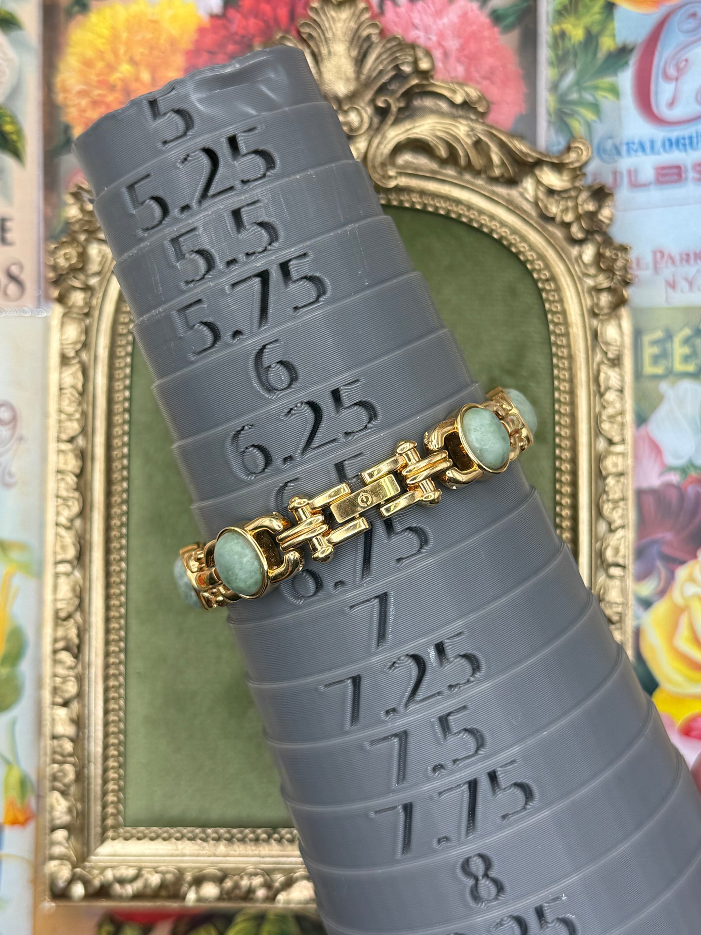 Working Vintage Gold Tone Jadeite Watch 6.5”
