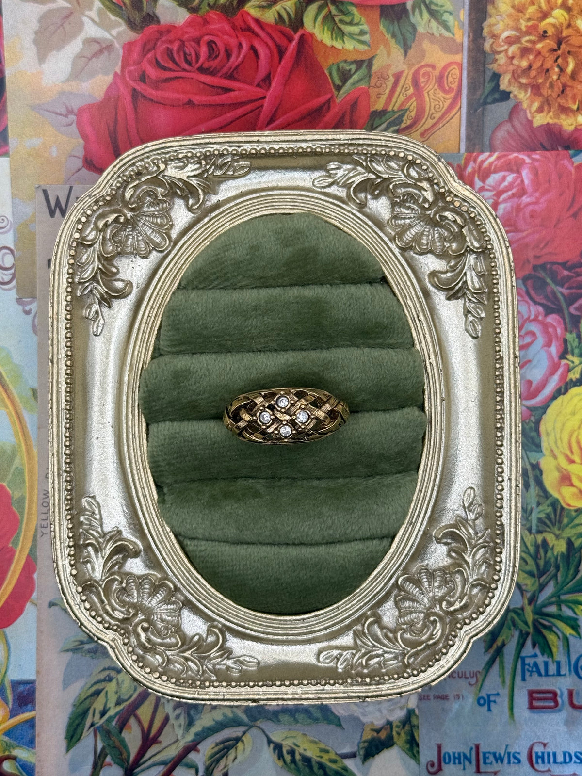 Vintage Gold Tone Domed Ring Size 9