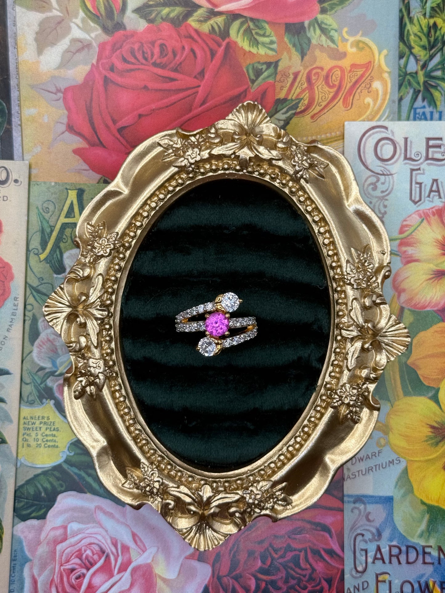 Vintage Gold Tone Old Stock Ring Size 7