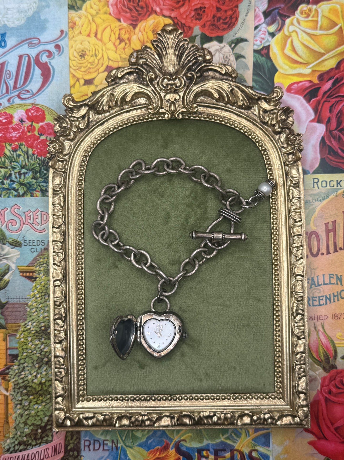 Working Vintage Silver Tone Ecclissi Peek a Boo Watch 6.25”