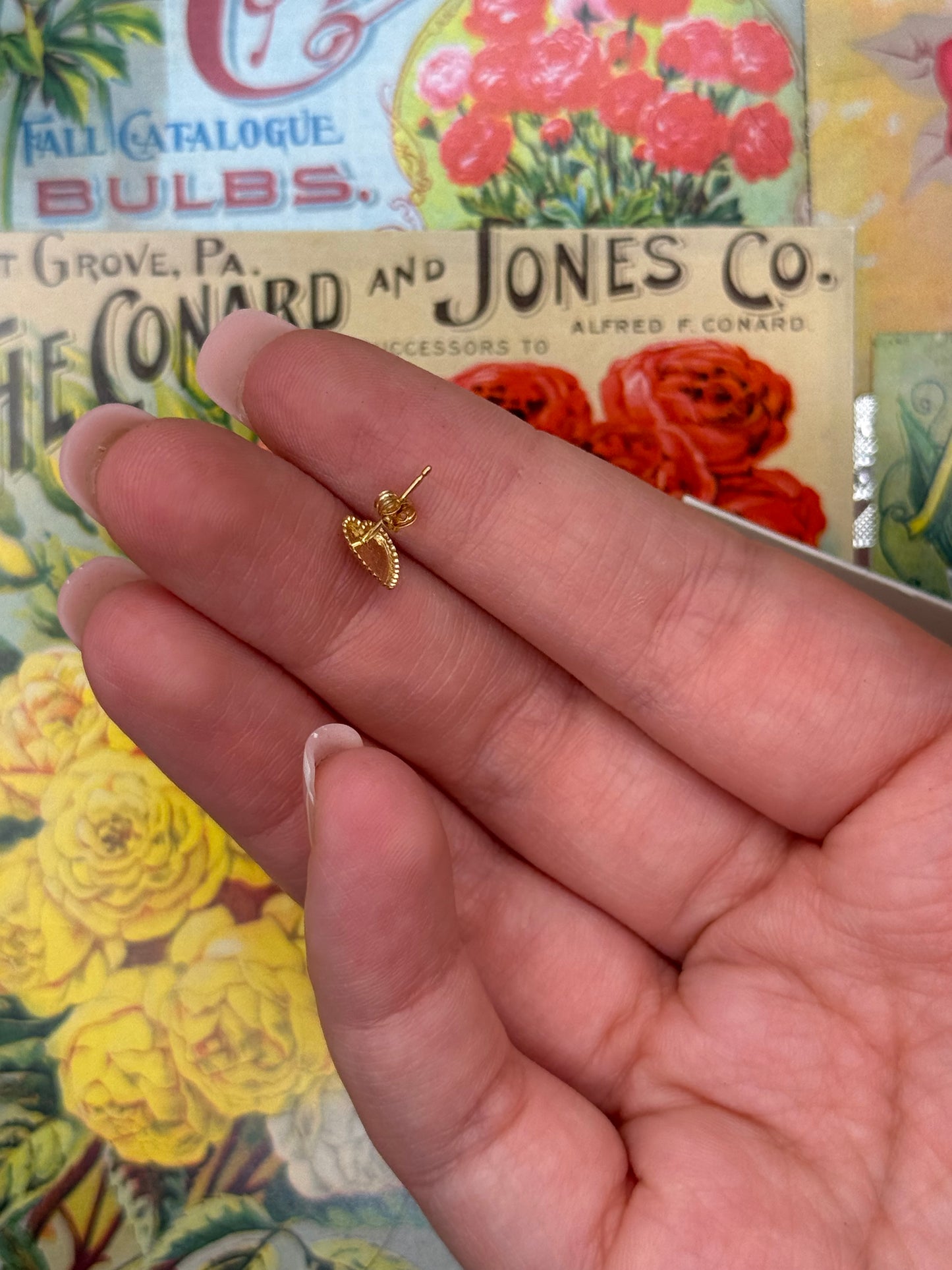 14k Gold Heart Studs 0.25”
