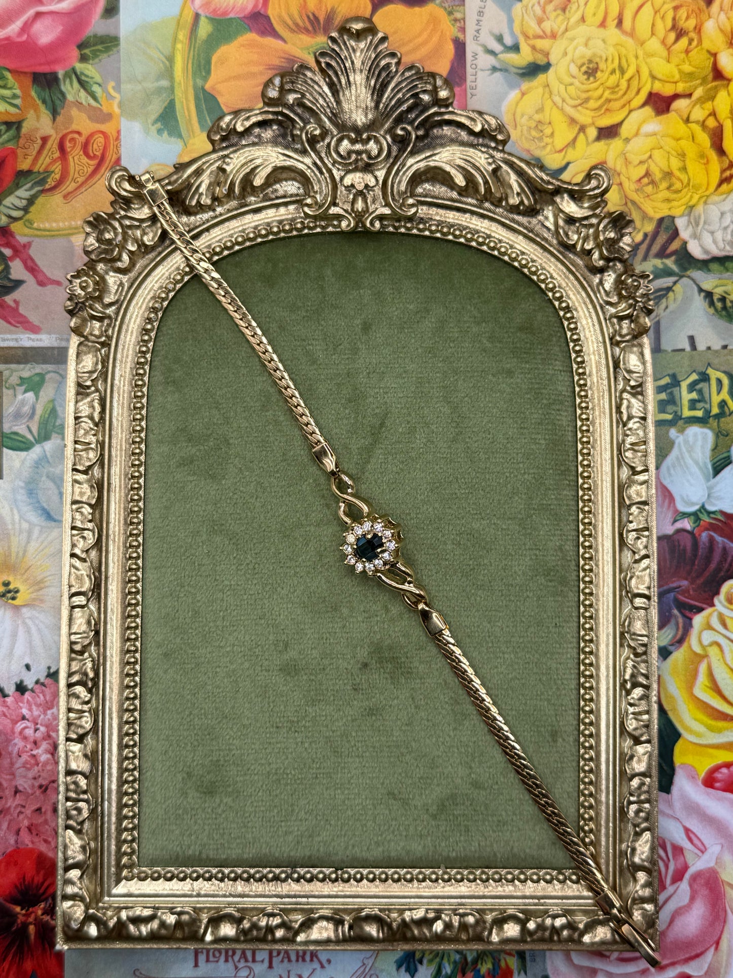 Vintage Gold Tone Dainty Blue Stone Bracelet 7”