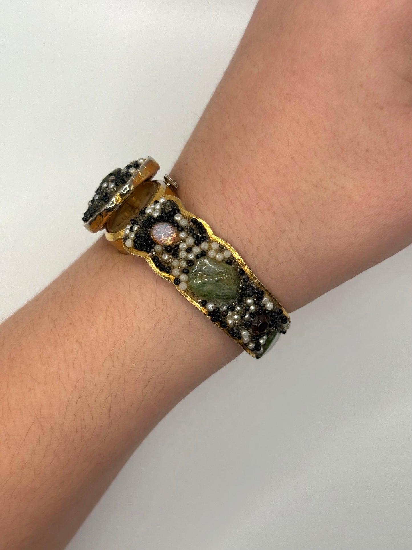 nonworking gold tone peek a boo watch