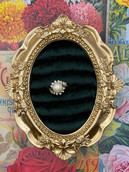 Vintage Gold Tone Old Stock Ring Size 5