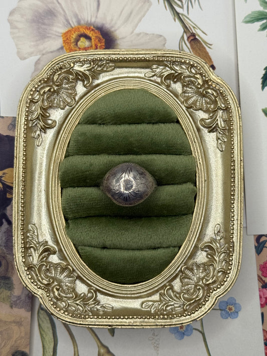 Vintage Sterling Silver Domed Etched Ring Size 8