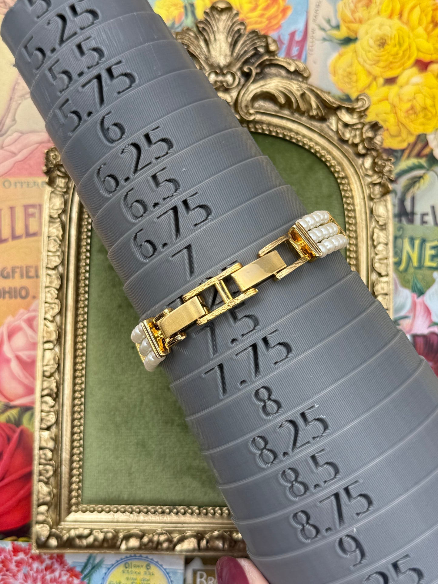 Working Vintage Gold Tone Pearl Watch